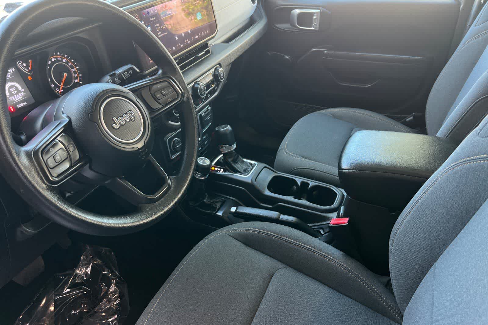 Thumbnail: 2024 Jeep Wrangler - 11