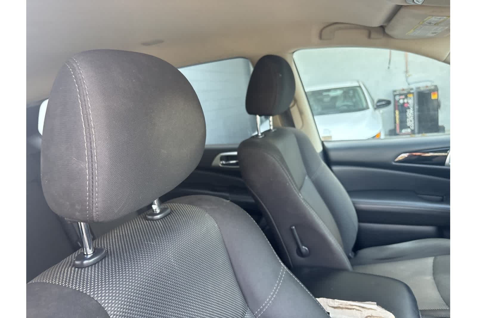 Thumbnail: 2020 Nissan Pathfinder - 15