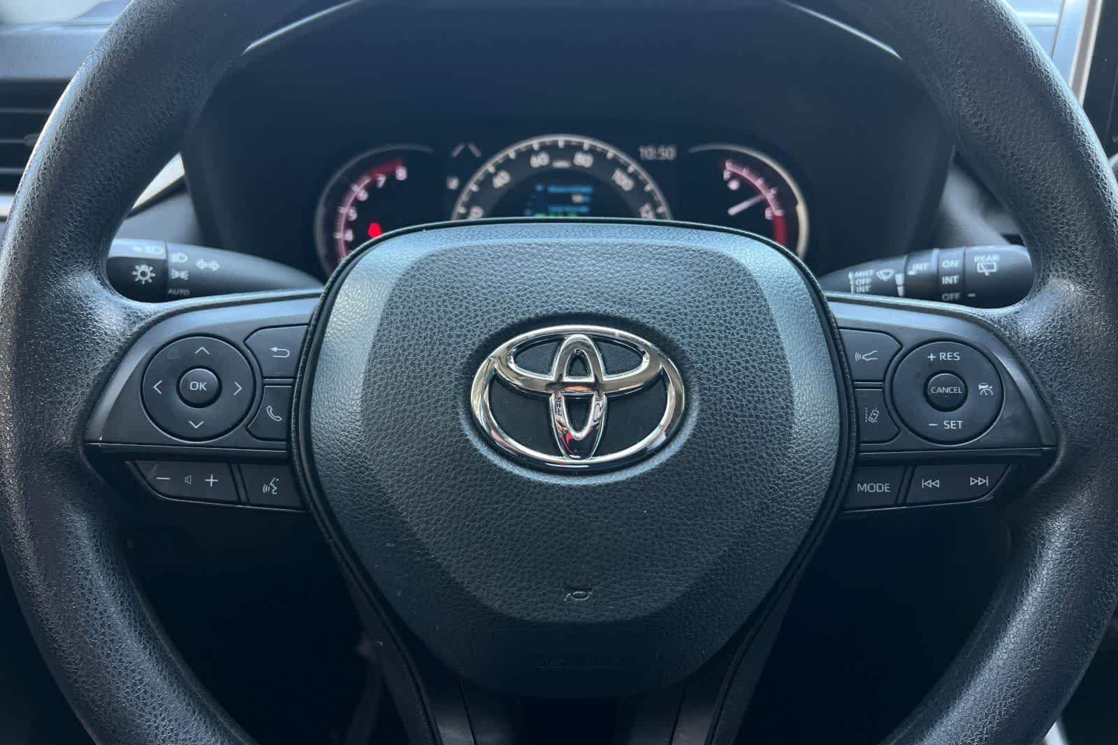 Thumbnail: 2023 Toyota RAV4 - 24