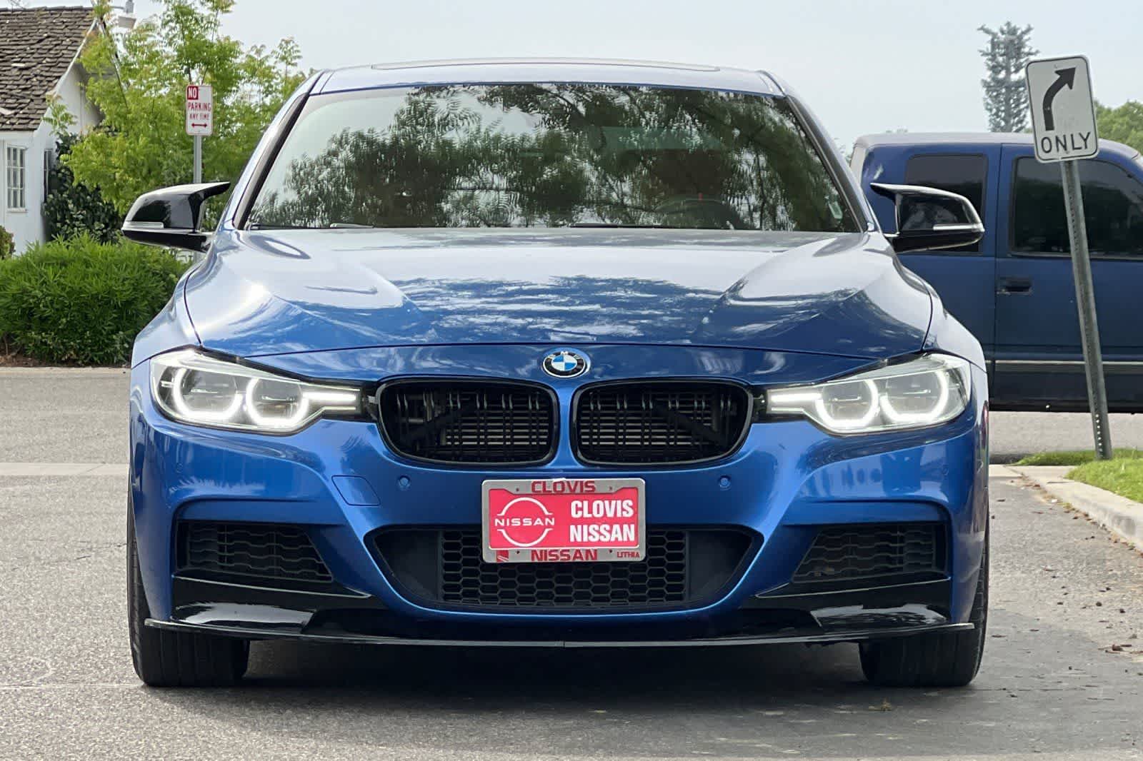 Thumbnail: 2017 BMW 3 Series - 11