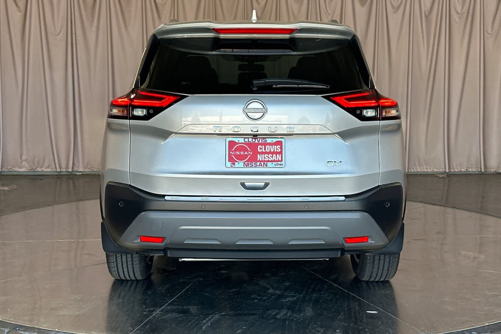 Thumbnail: 2023 Nissan Rogue - 8