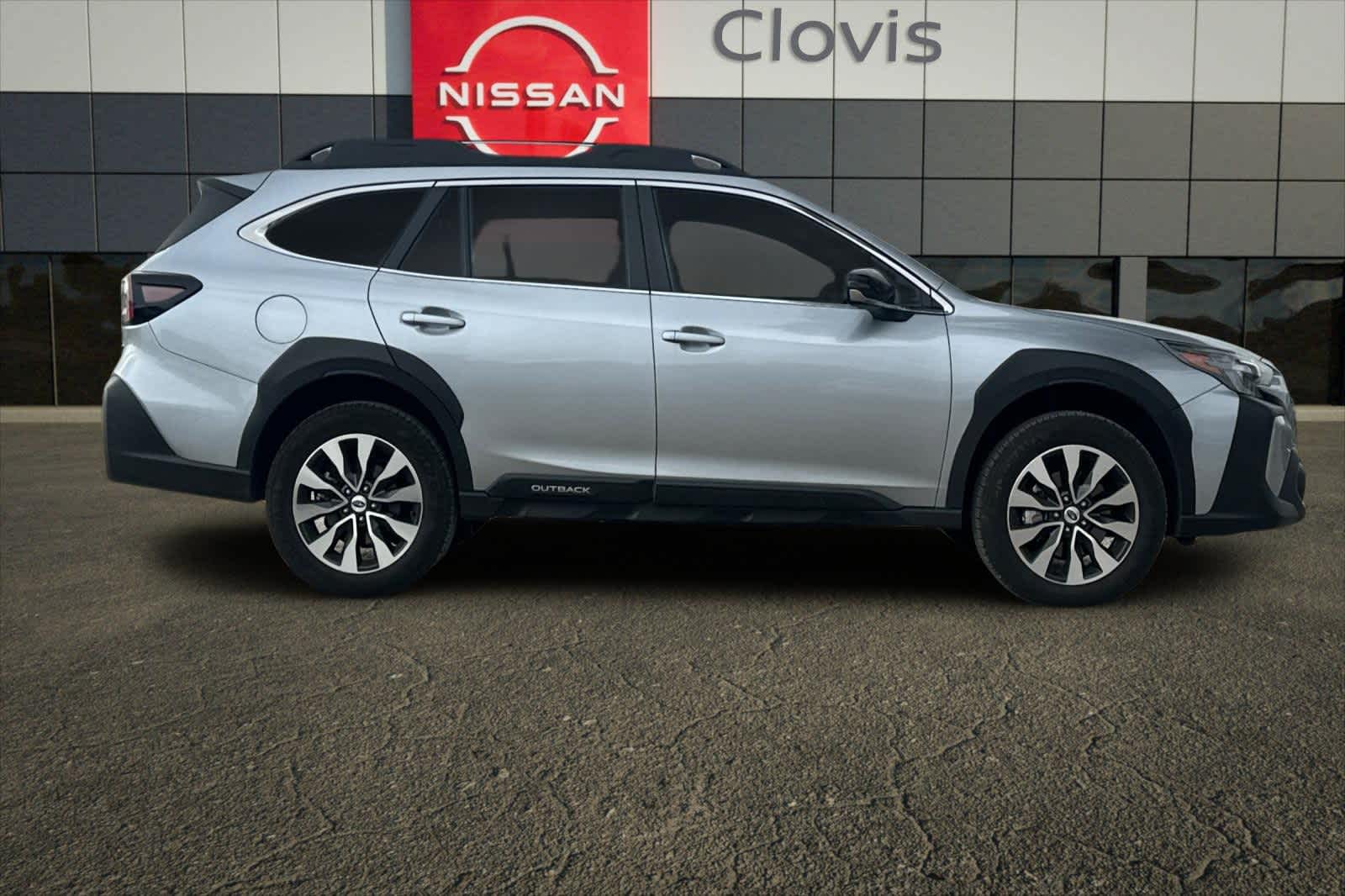 Thumbnail: 2023 Subaru Outback - 9