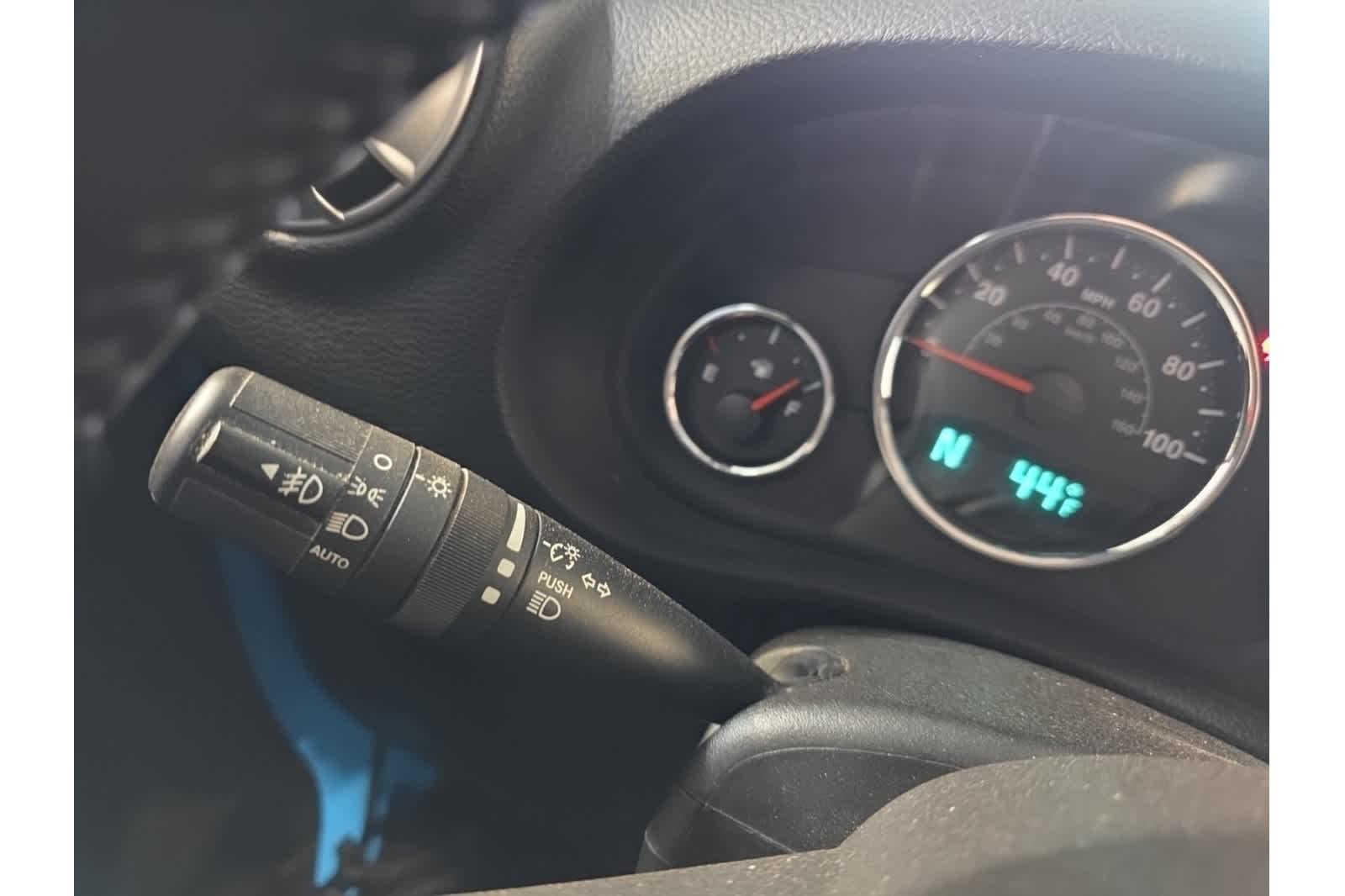 Thumbnail: 2017 Jeep Wrangler - 24