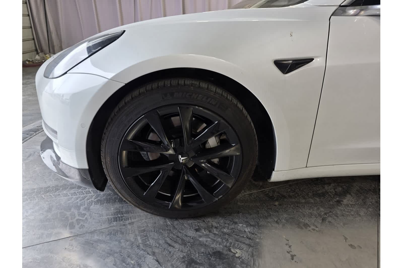 Thumbnail: 2020 Tesla Model 3 - 3