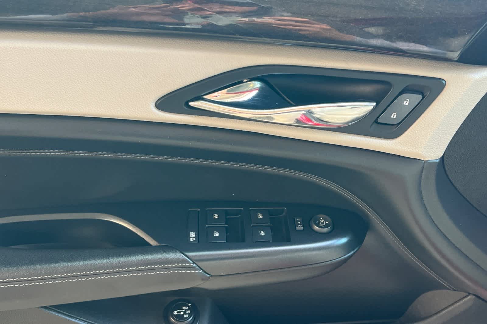 Thumbnail: 2013 Cadillac SRX - 15