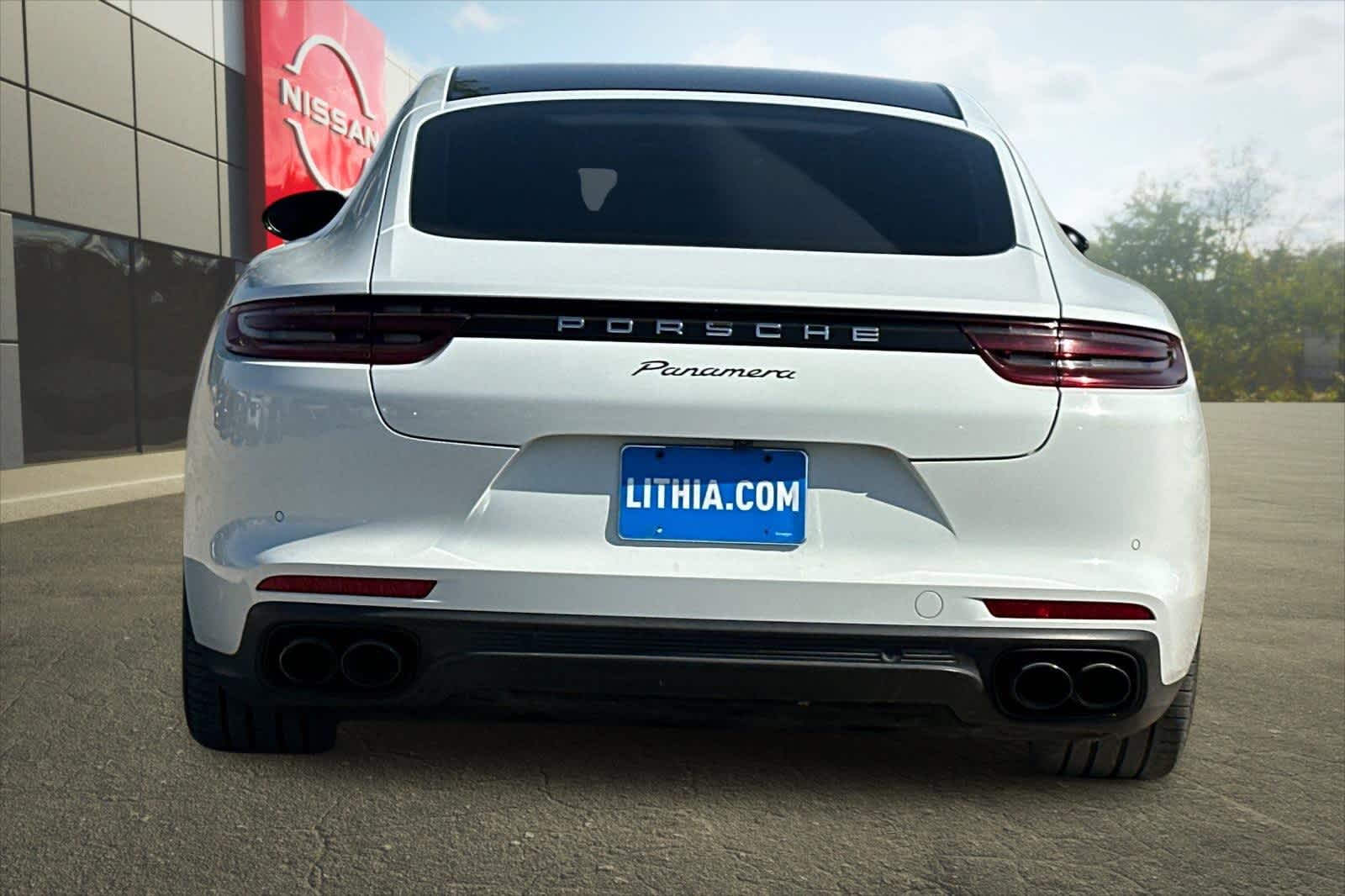 Thumbnail: 2018 Porsche Panamera - 8