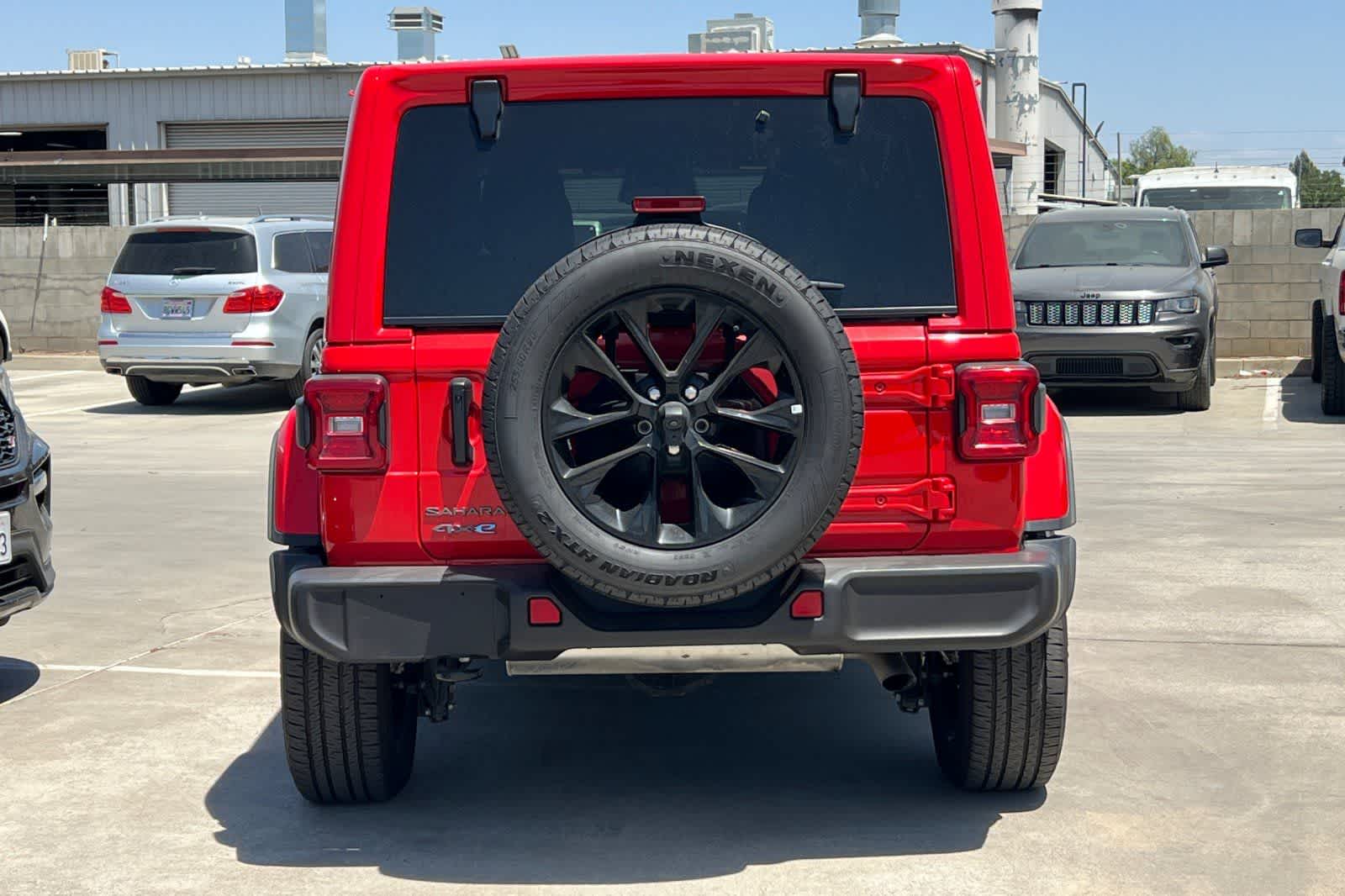 Thumbnail: 2025 Jeep Wrangler - 8
