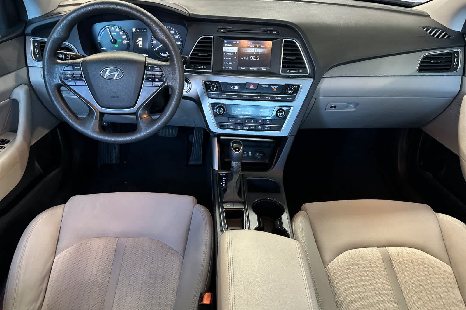 Thumbnail: 2017 Hyundai Sonata - 4