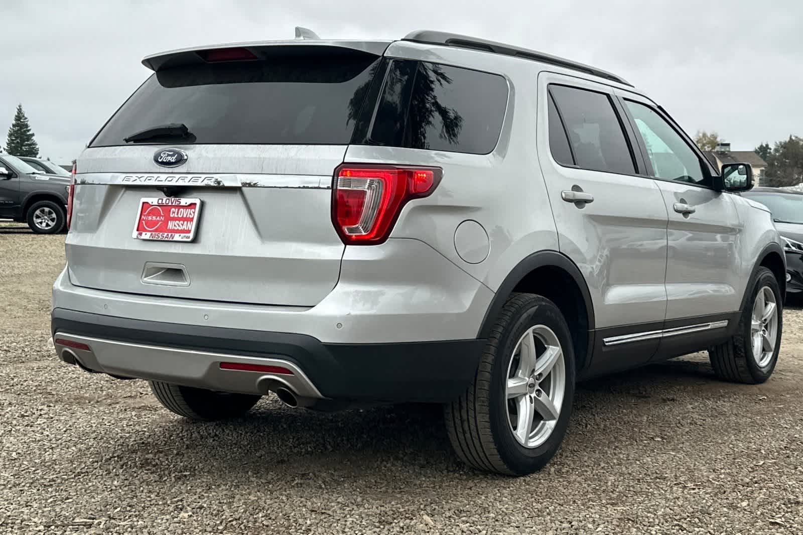 Thumbnail: 2017 Ford Explorer - 3