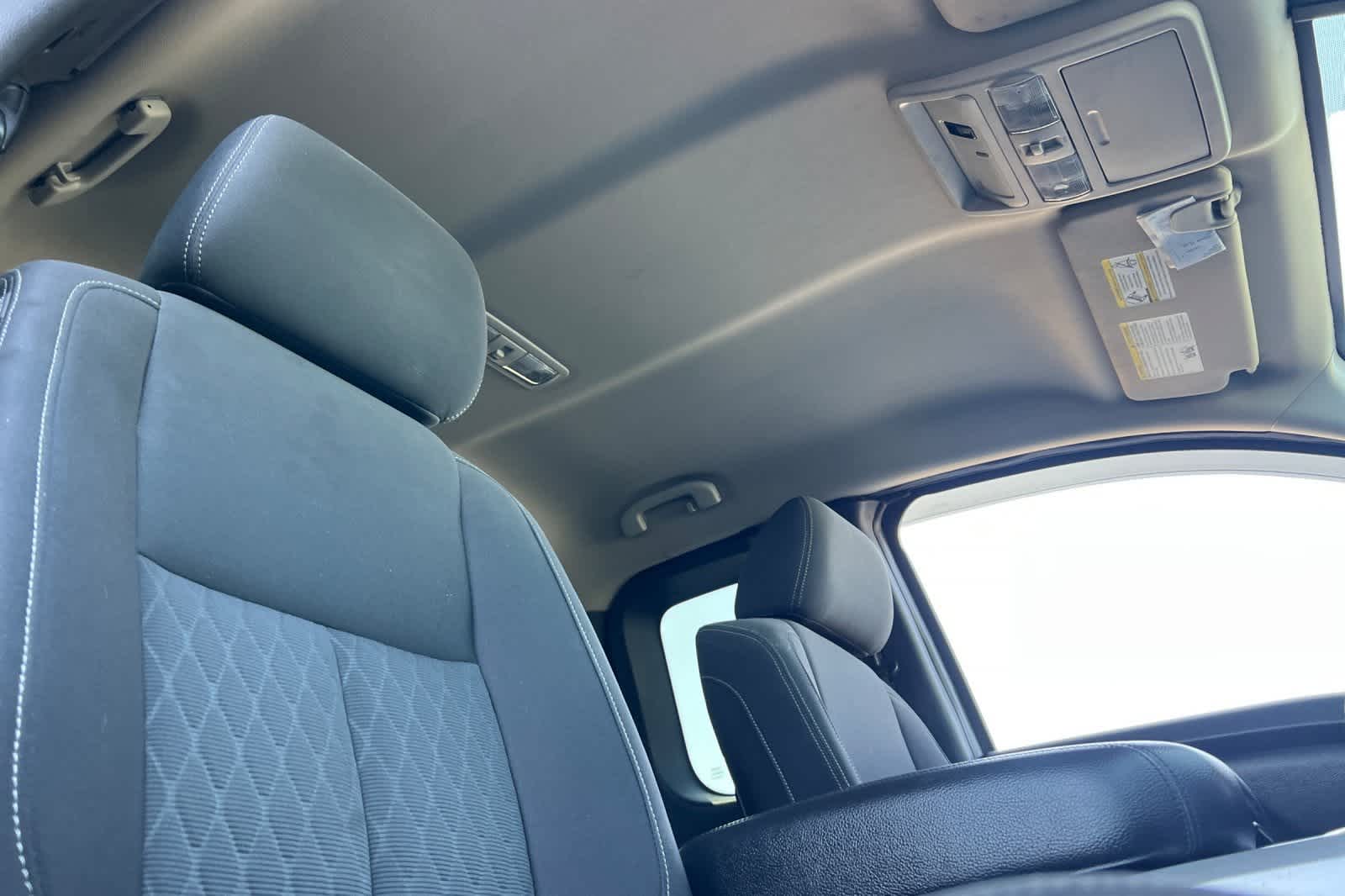 Thumbnail: 2017 Nissan Titan - 19