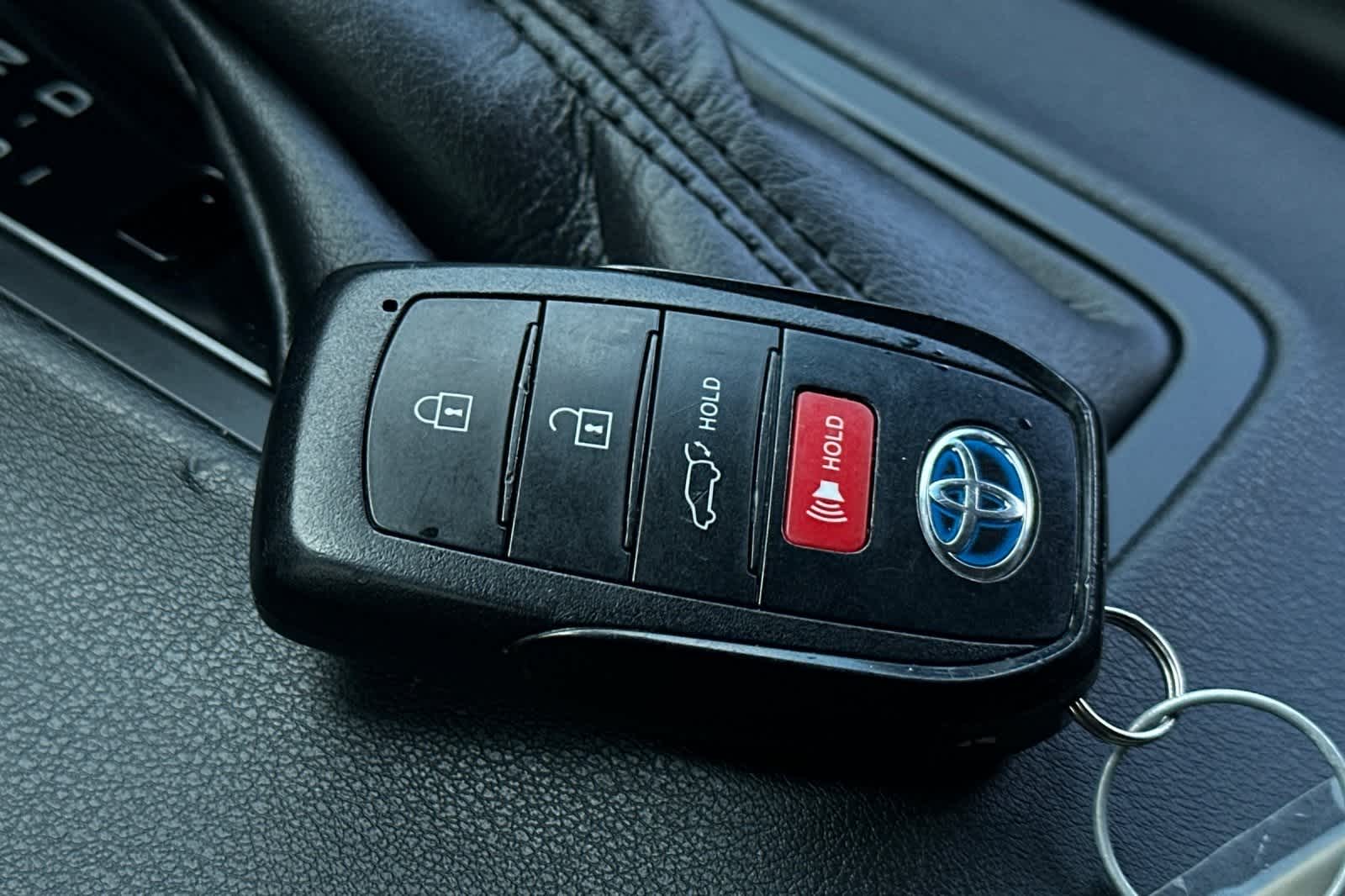 Thumbnail: 2021 Toyota Venza - 29