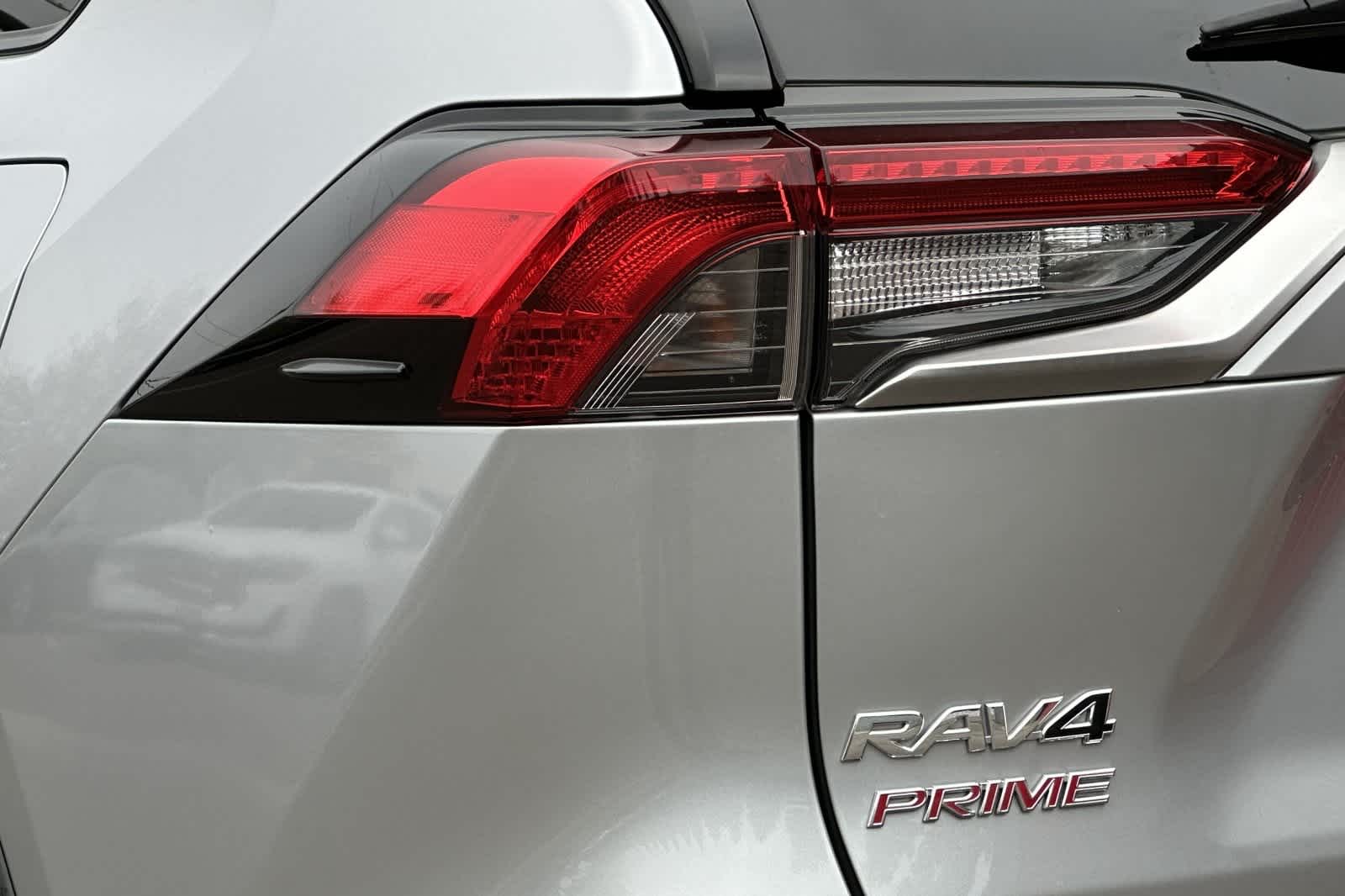 Thumbnail: 2021 Toyota RAV4 - 36