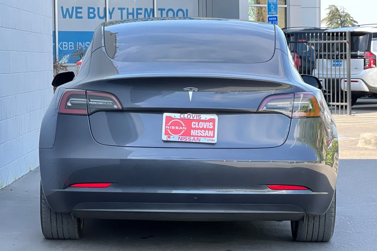 Thumbnail: 2023 Tesla Model 3 - 8