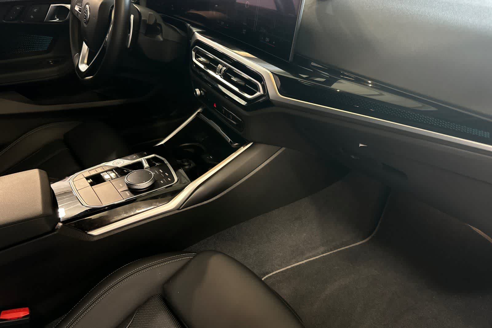 Thumbnail: 2024 BMW 2 Series - 17