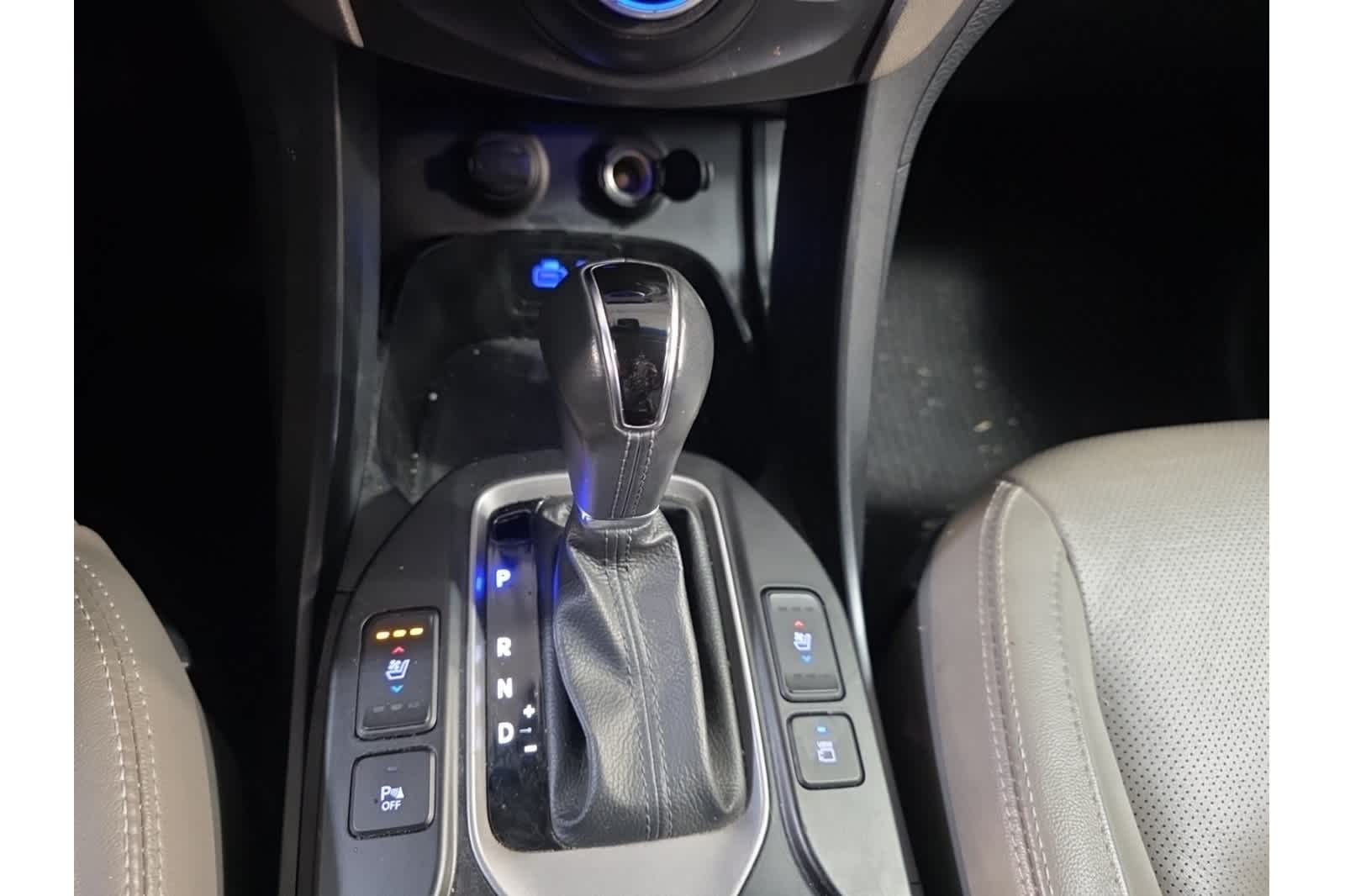 Thumbnail: 2018 Hyundai Santa Fe - 24