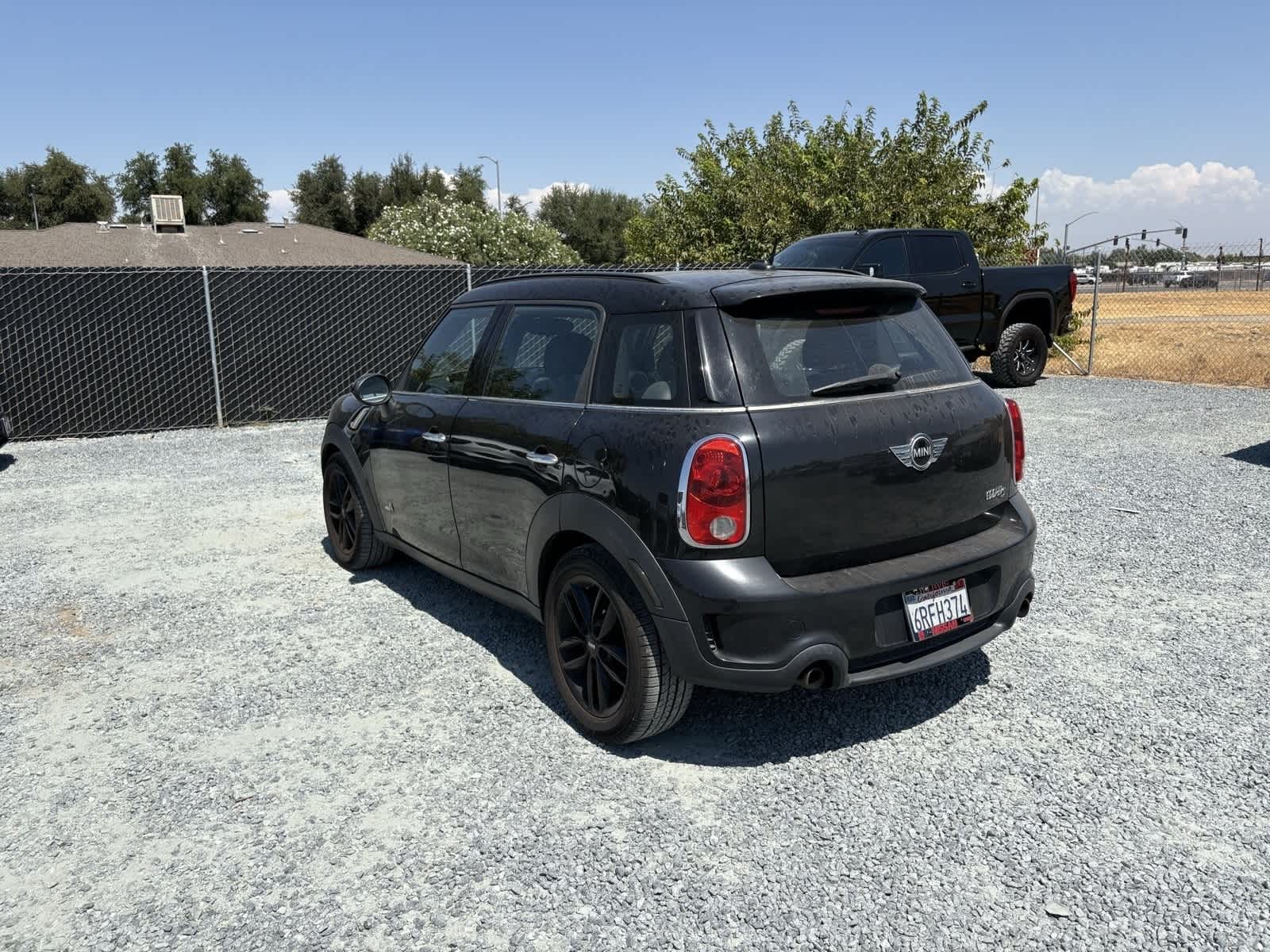 Thumbnail: 2011 MINI Cooper Countryman - 3
