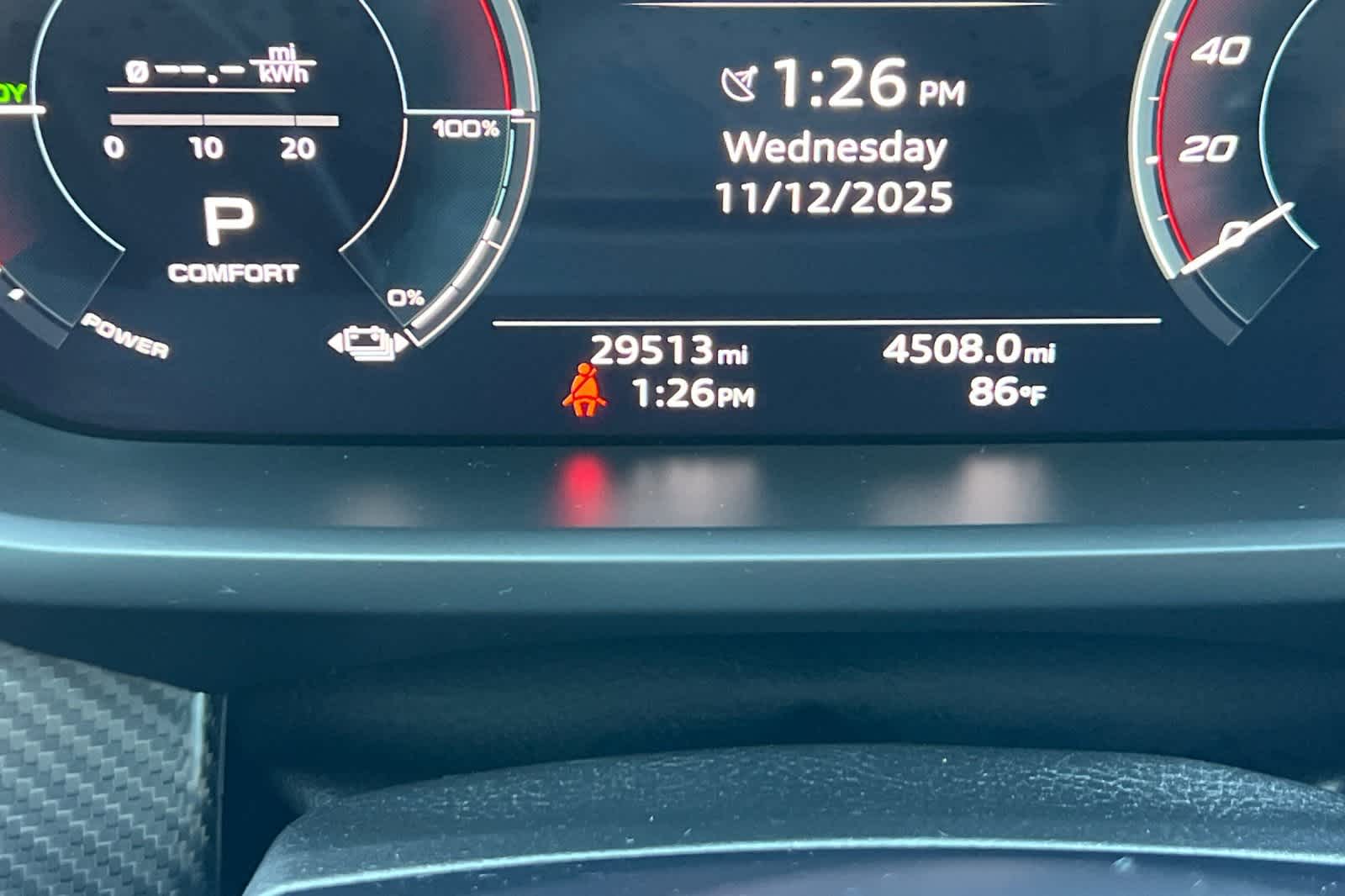 Thumbnail: 2023 Audi e-tron GT - 26