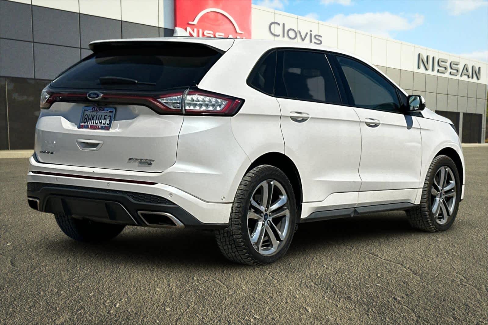 Thumbnail: 2018 Ford Edge - 3