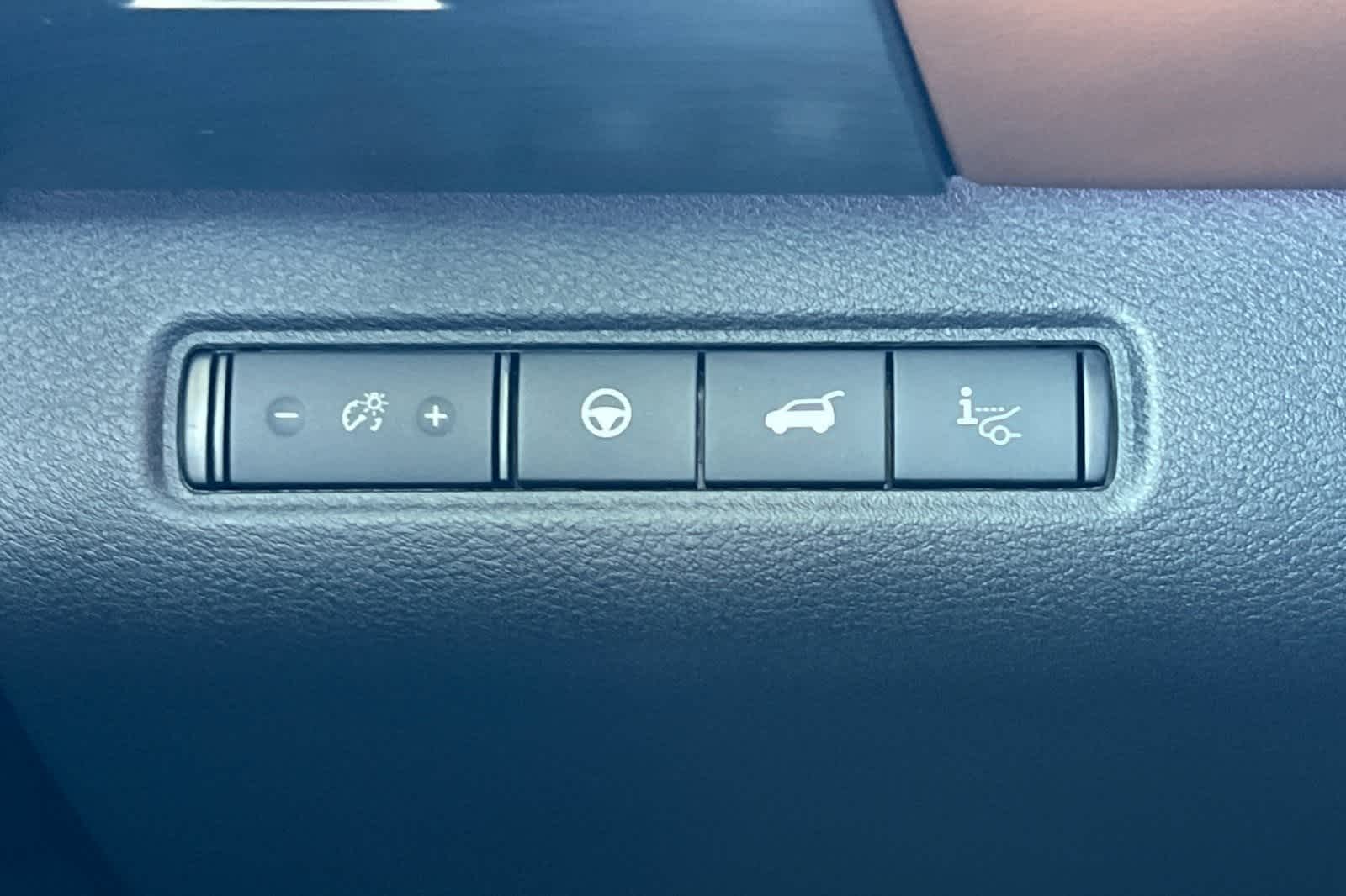 Thumbnail: 2025 Nissan Pathfinder - 33