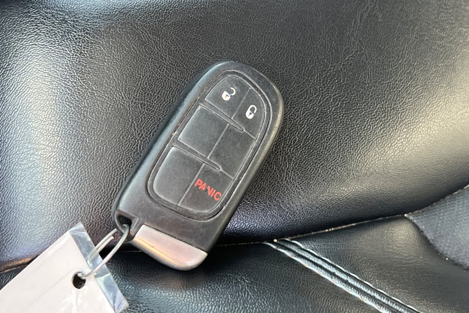 Thumbnail: 2019 Jeep Cherokee - 29