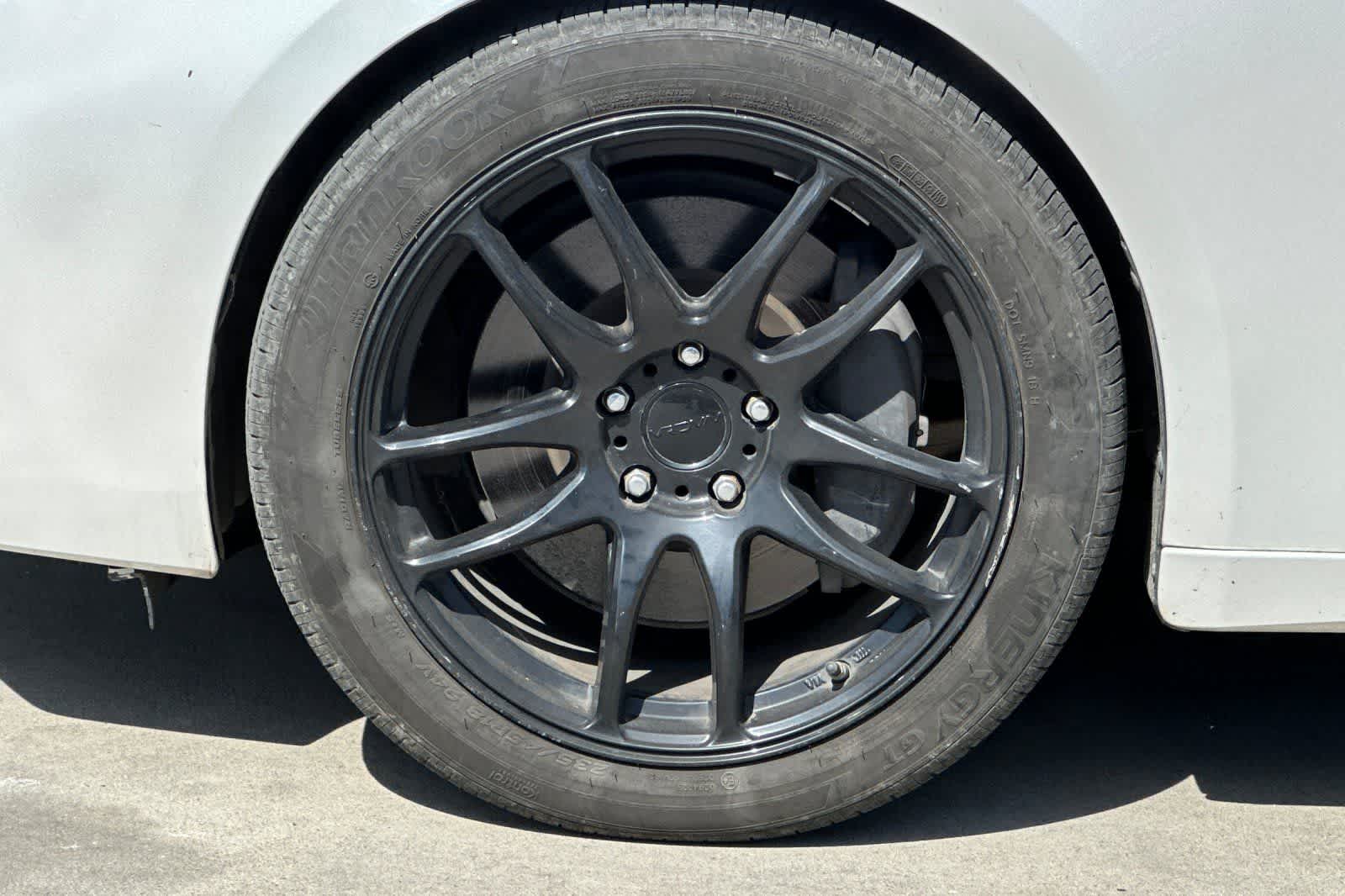 Thumbnail: 2020 Lexus IS - 12