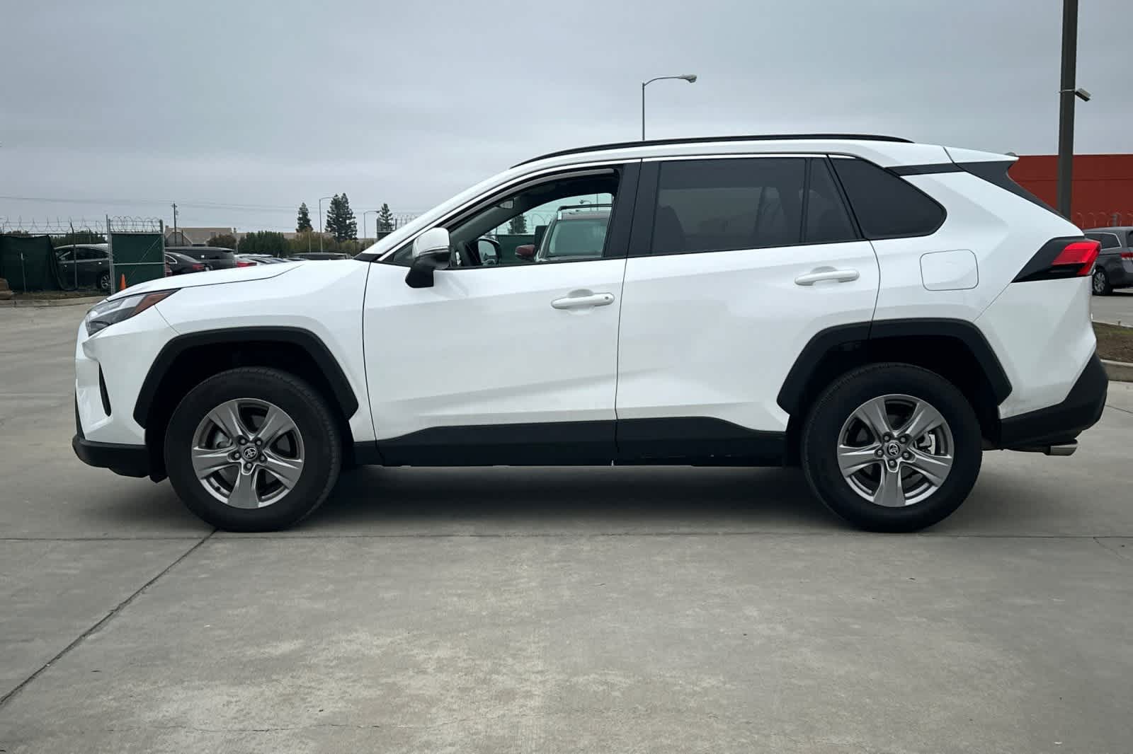 Thumbnail: 2025 Toyota RAV4 - 6