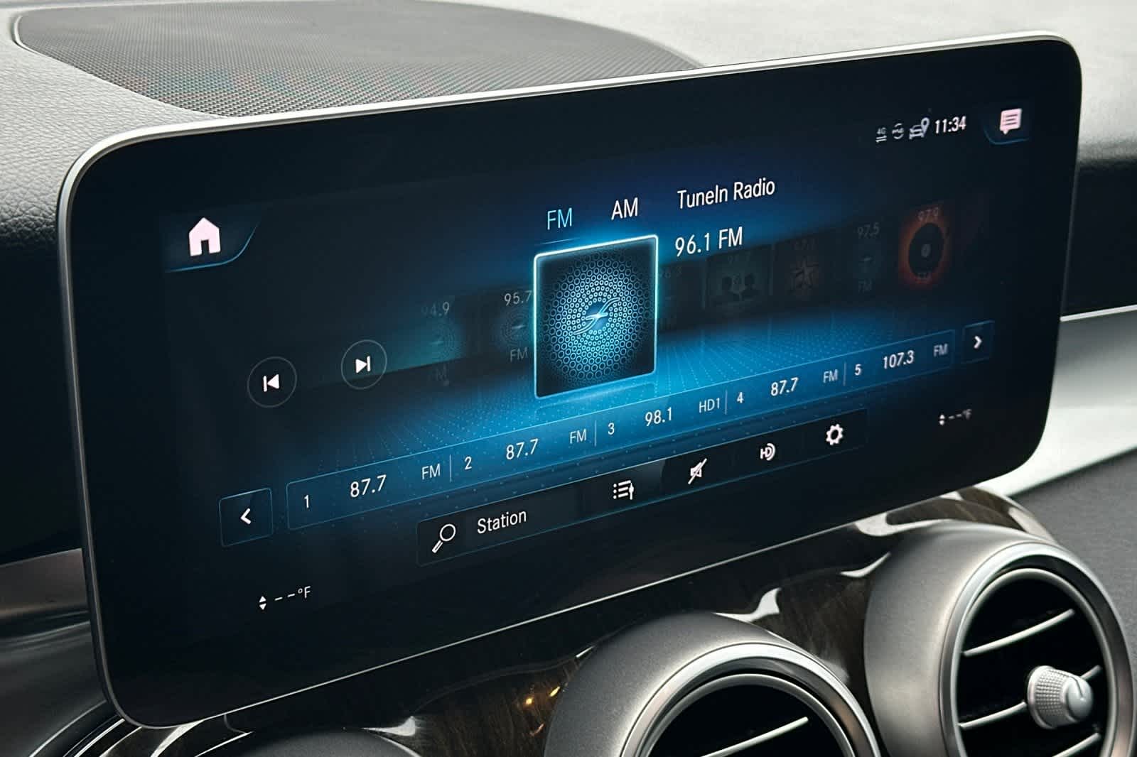 Thumbnail: 2020 Mercedes-Benz GLC - 22