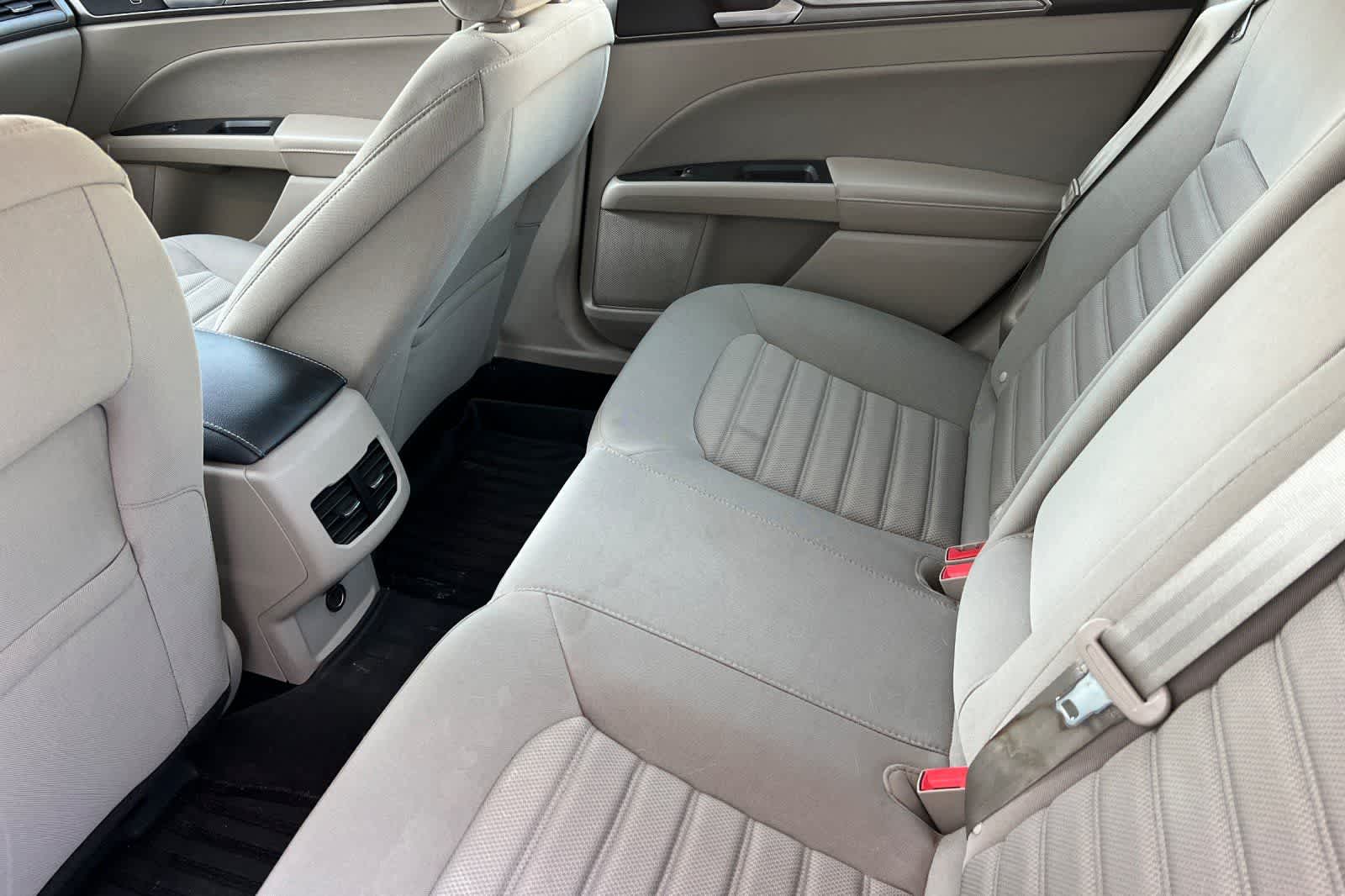 Thumbnail: 2018 Ford Fusion - 5