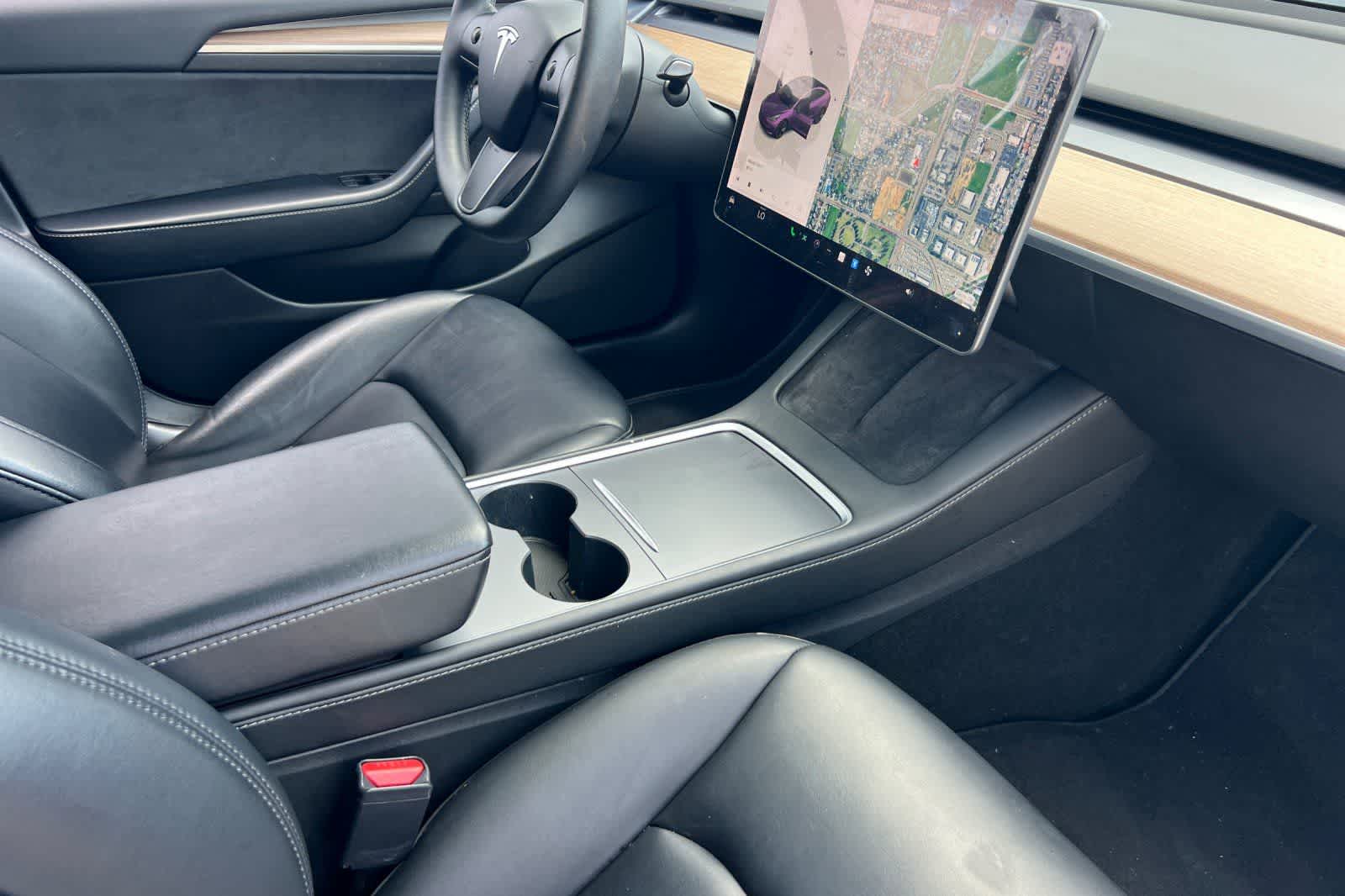 Thumbnail: 2022 Tesla Model 3 - 17