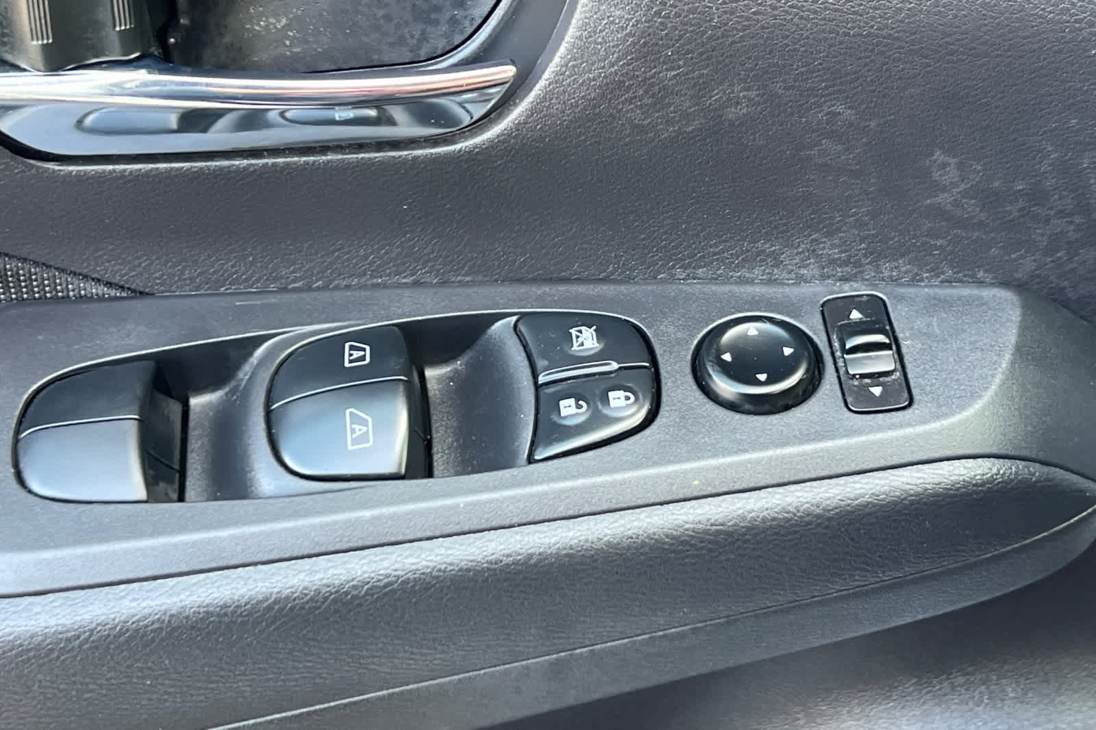 Thumbnail: 2024 Nissan Kicks - 14