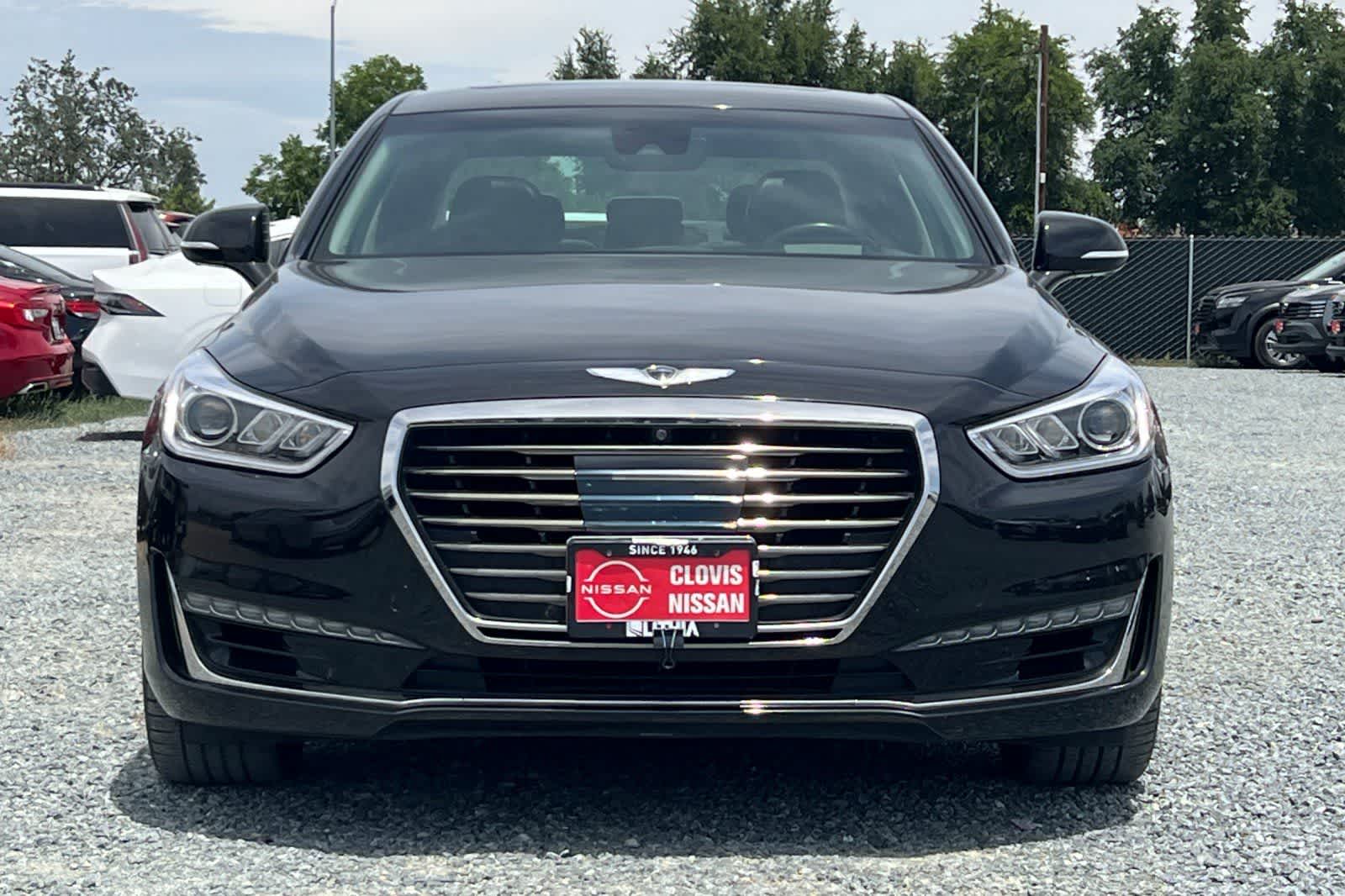 Thumbnail: 2019 Genesis G90 - 11