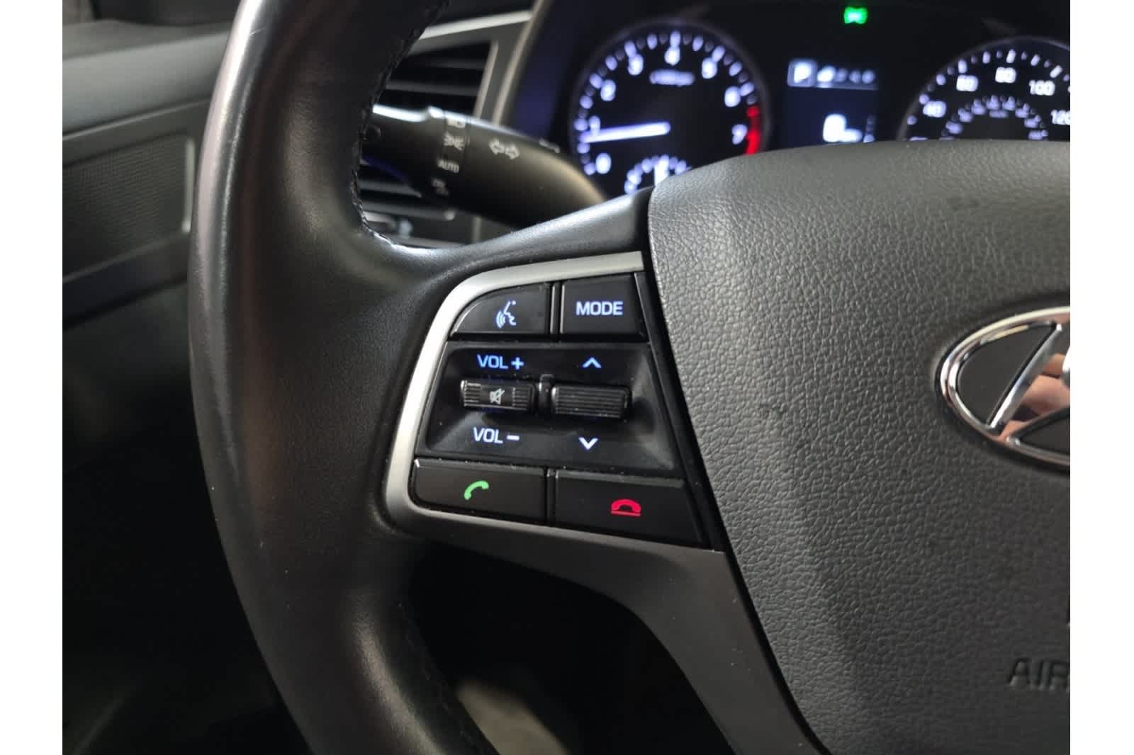 Thumbnail: 2017 Hyundai Elantra - 26