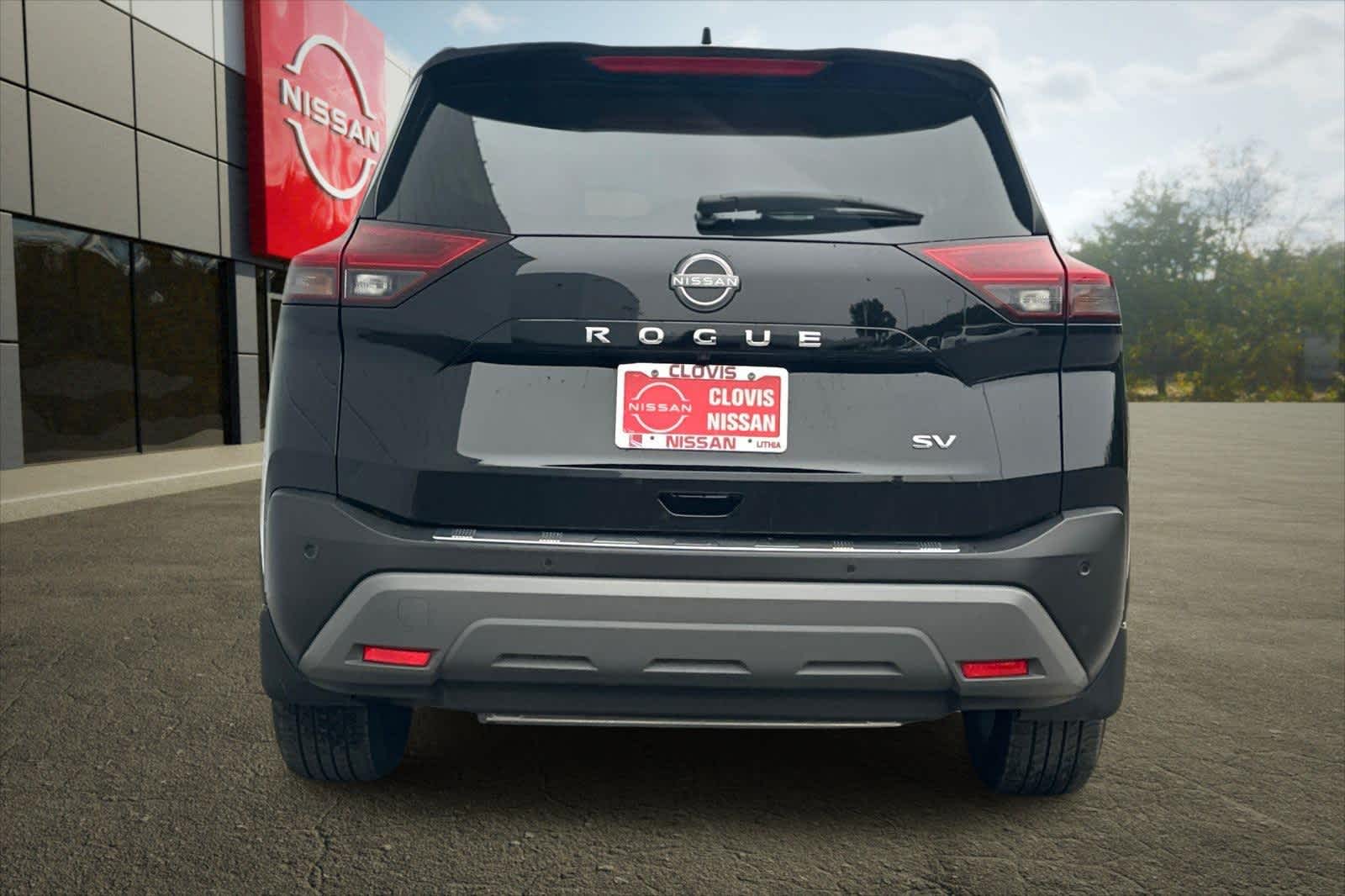 Thumbnail: 2023 Nissan Rogue - 8