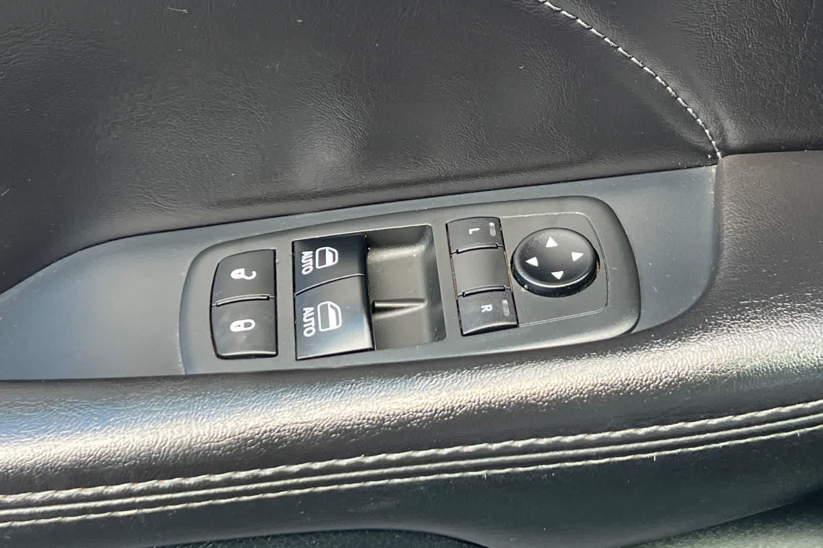 Thumbnail: 2018 Dodge Challenger - 14