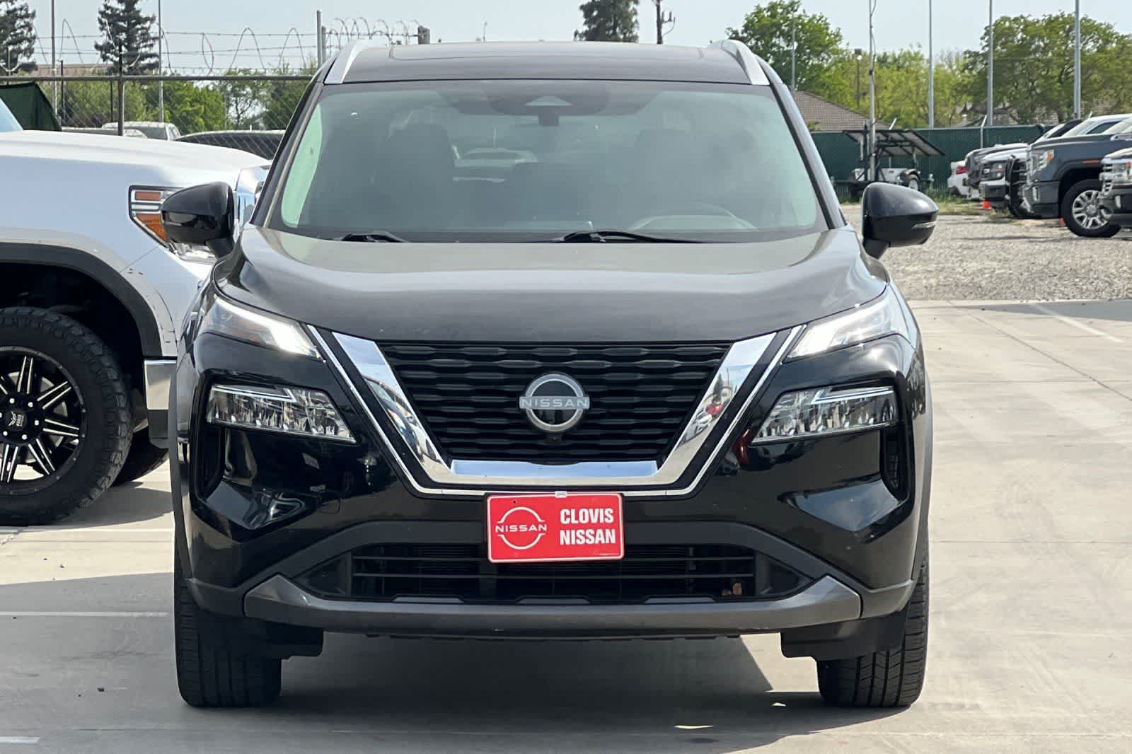 Thumbnail: 2023 Nissan Rogue - 11