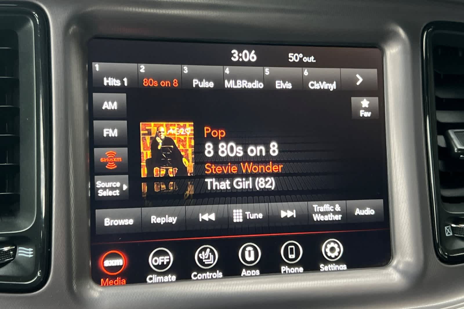 Thumbnail: 2022 Dodge Challenger - 22