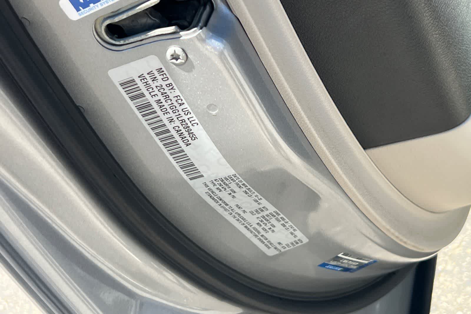 Thumbnail: 2020 Chrysler Pacifica - 39