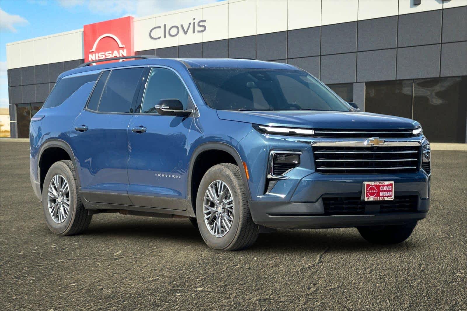Thumbnail: 2025 Chevrolet Traverse - 10