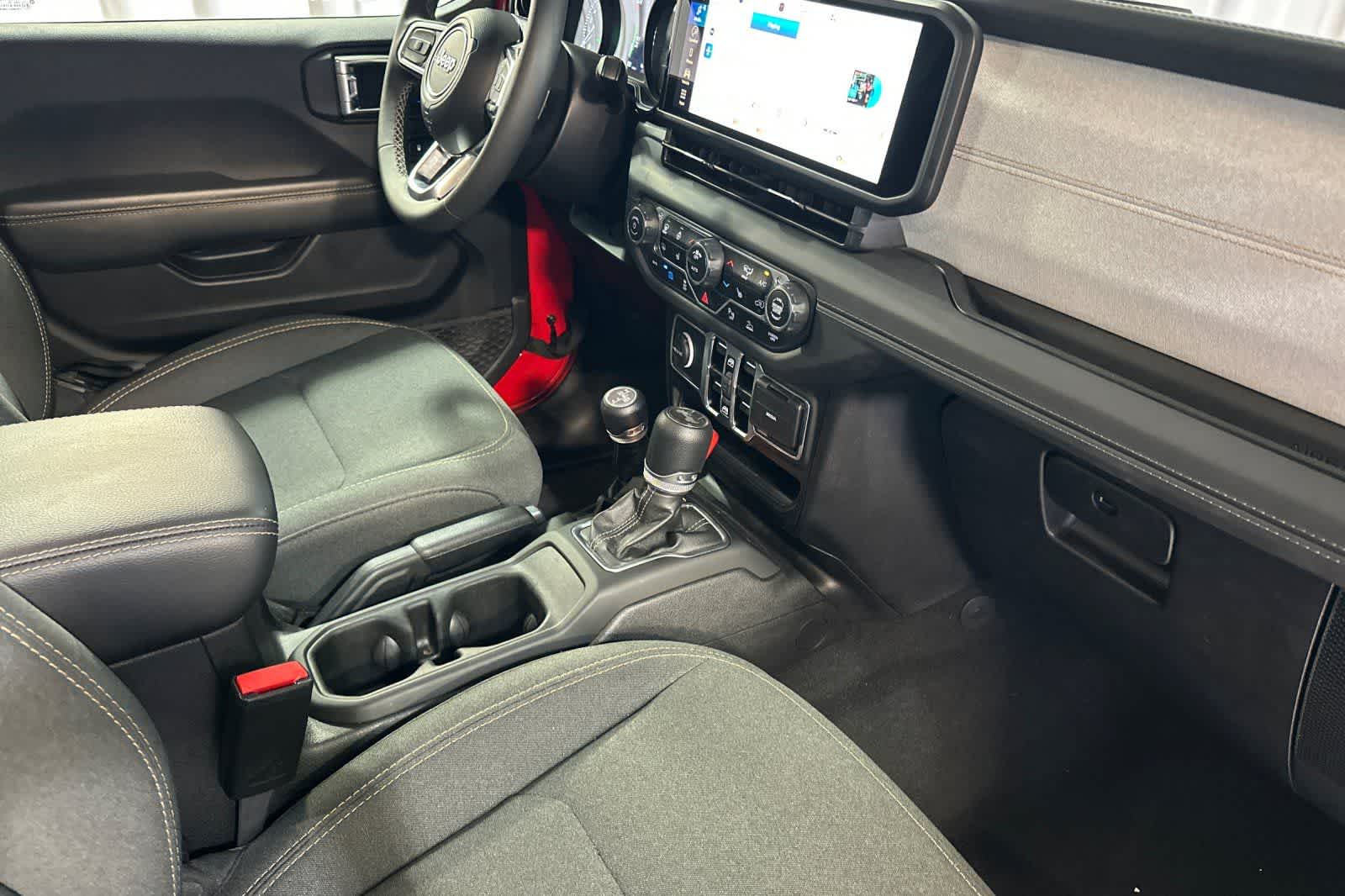 Thumbnail: 2025 Jeep Wrangler - 18