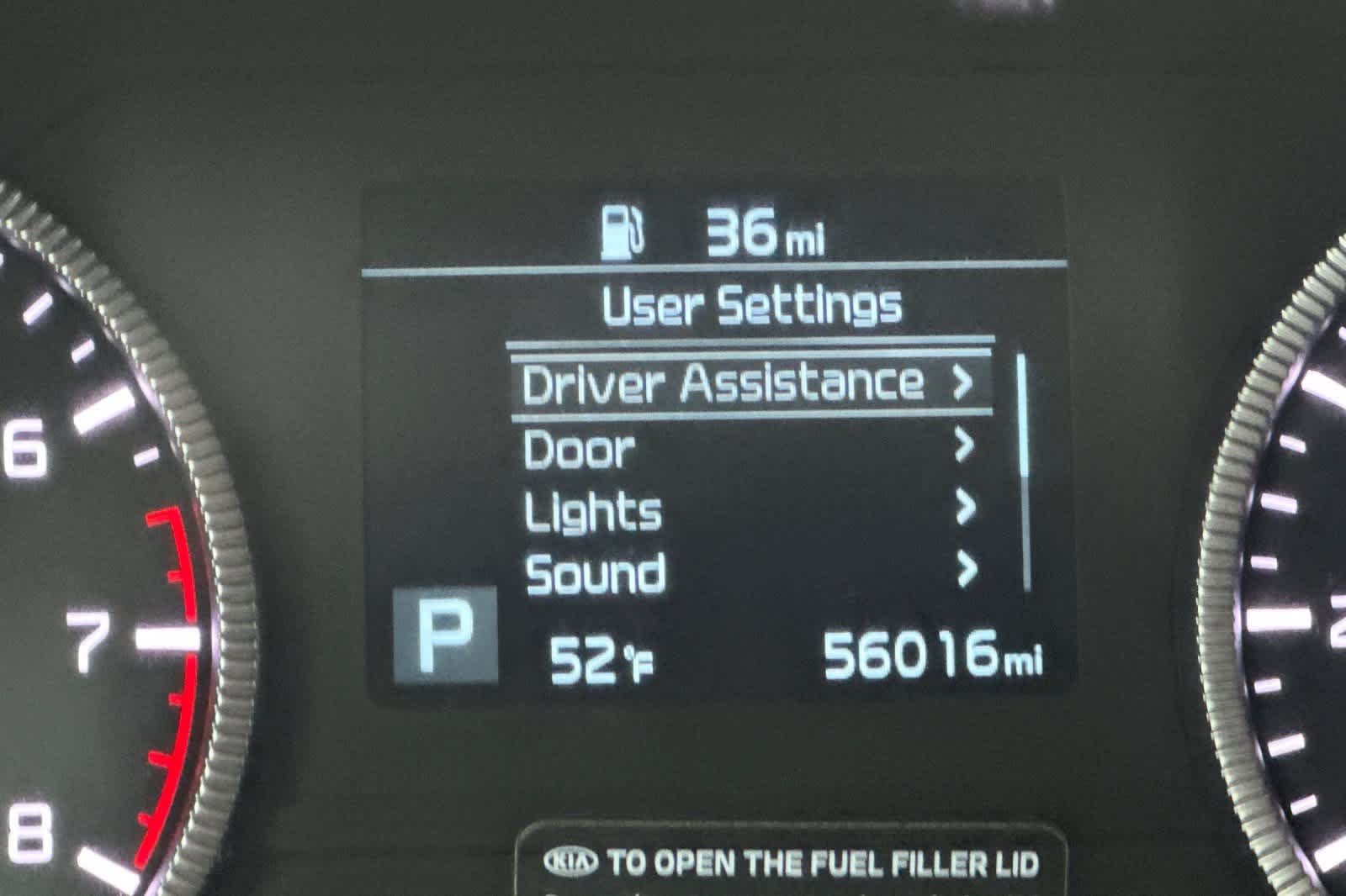 Thumbnail: 2020 Kia Telluride - 25