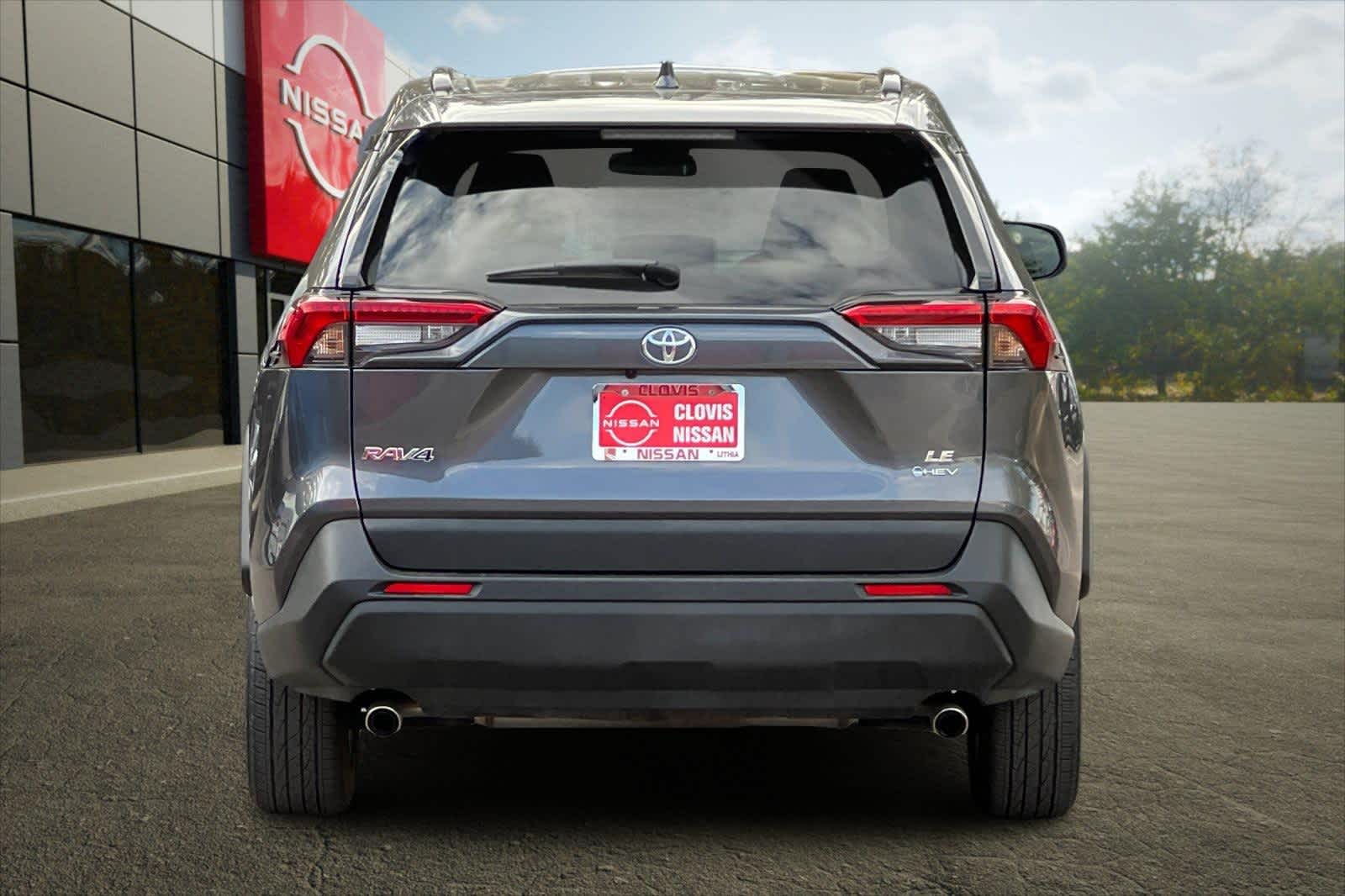 Thumbnail: 2025 Toyota RAV4 - 8
