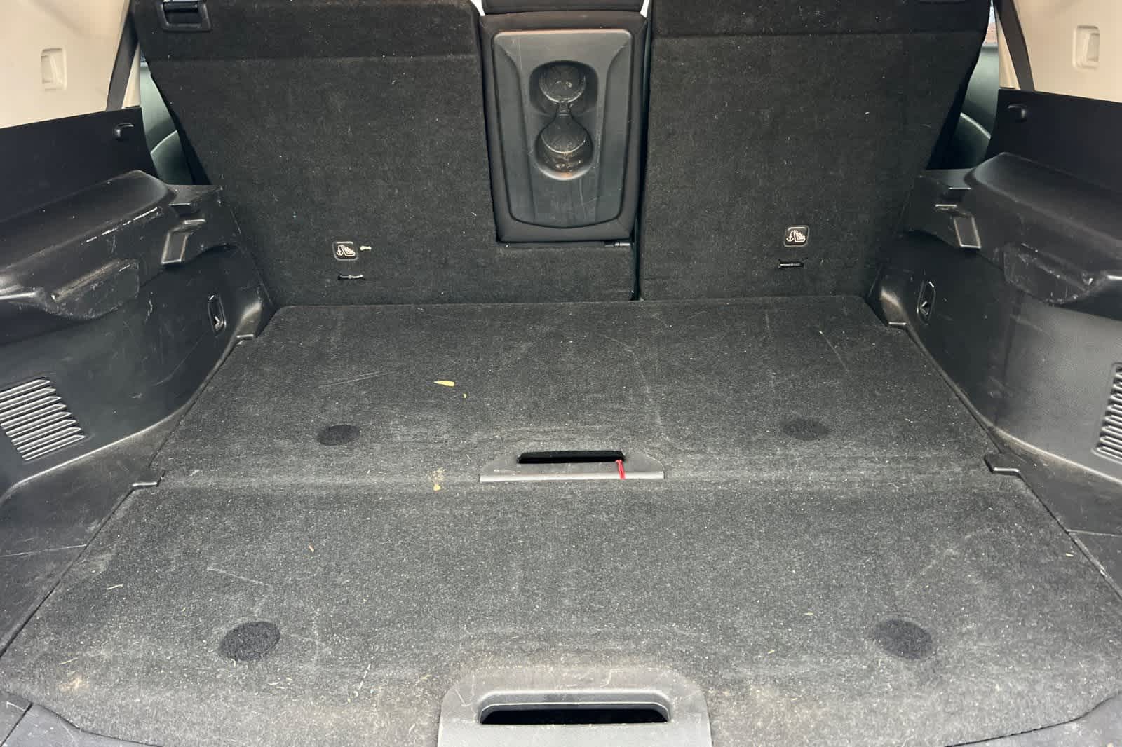 Thumbnail: 2018 Nissan Rogue - 16