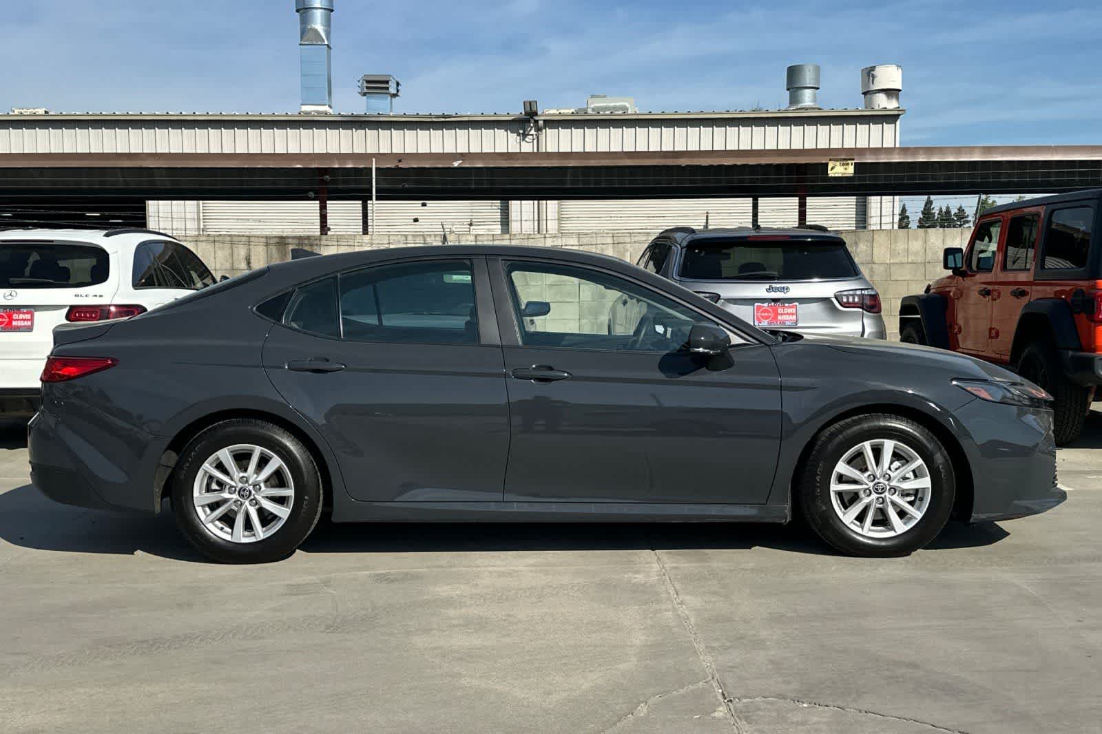 Thumbnail: 2025 Toyota Camry - 9