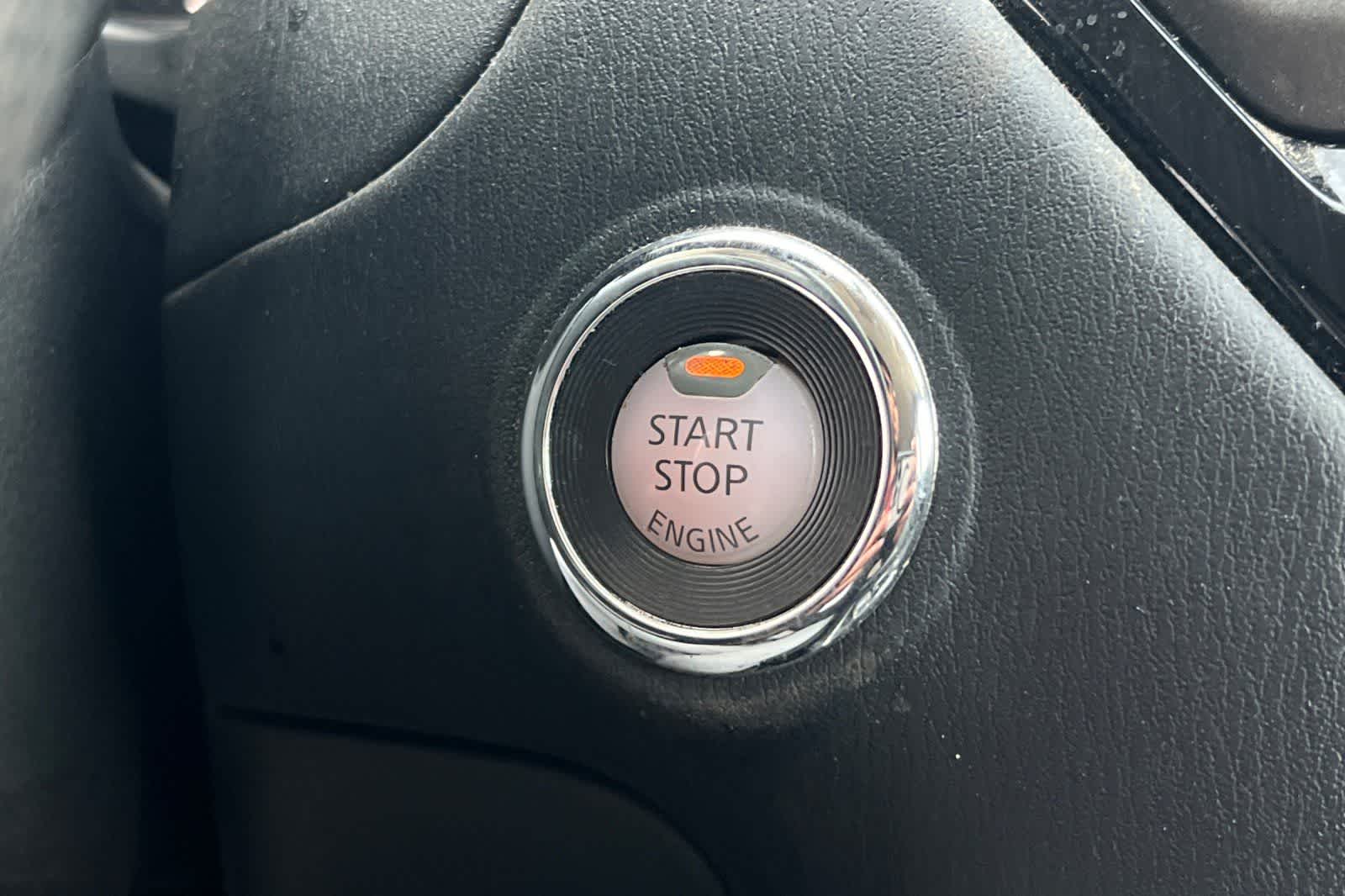 Thumbnail: 2020 Nissan Pathfinder - 24