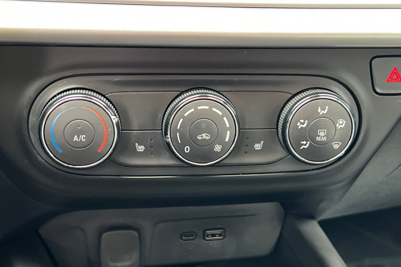 Thumbnail: 2024 Chevrolet Trax - 23