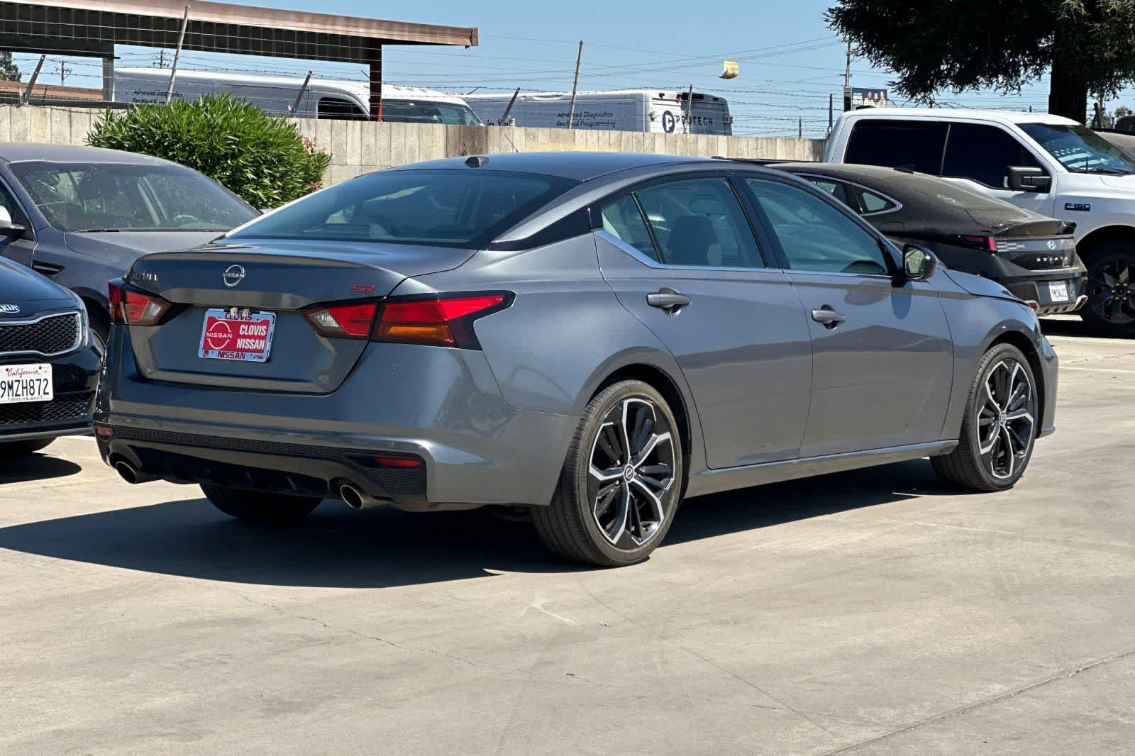 Thumbnail: 2023 Nissan Altima - 3