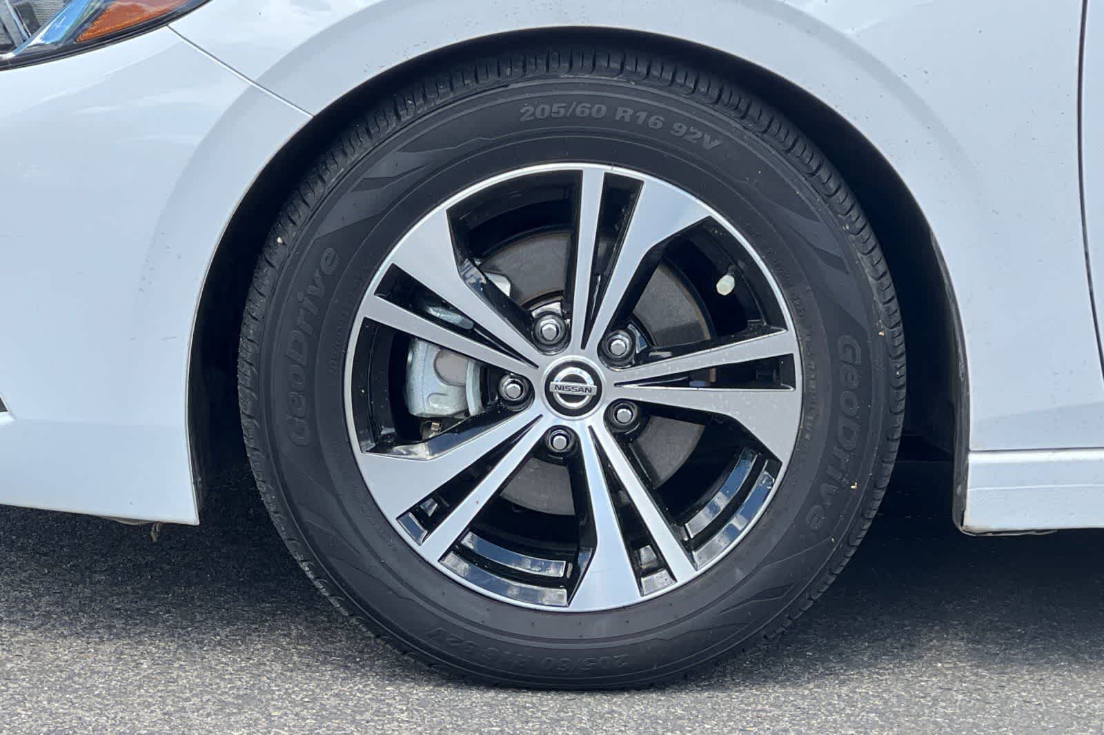 Thumbnail: 2022 Nissan Sentra - 34
