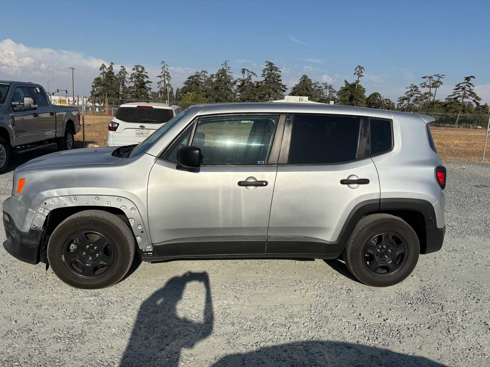 Thumbnail: 2017 Jeep Renegade - 5