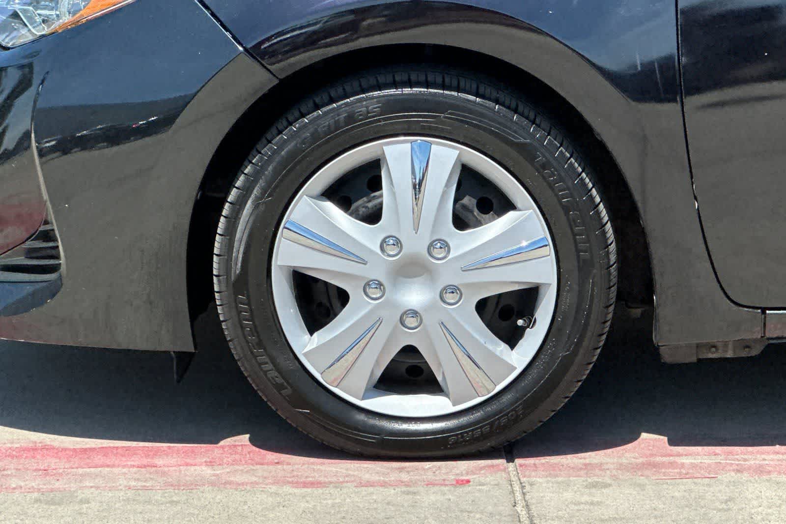 Thumbnail: 2019 Toyota Corolla - 33