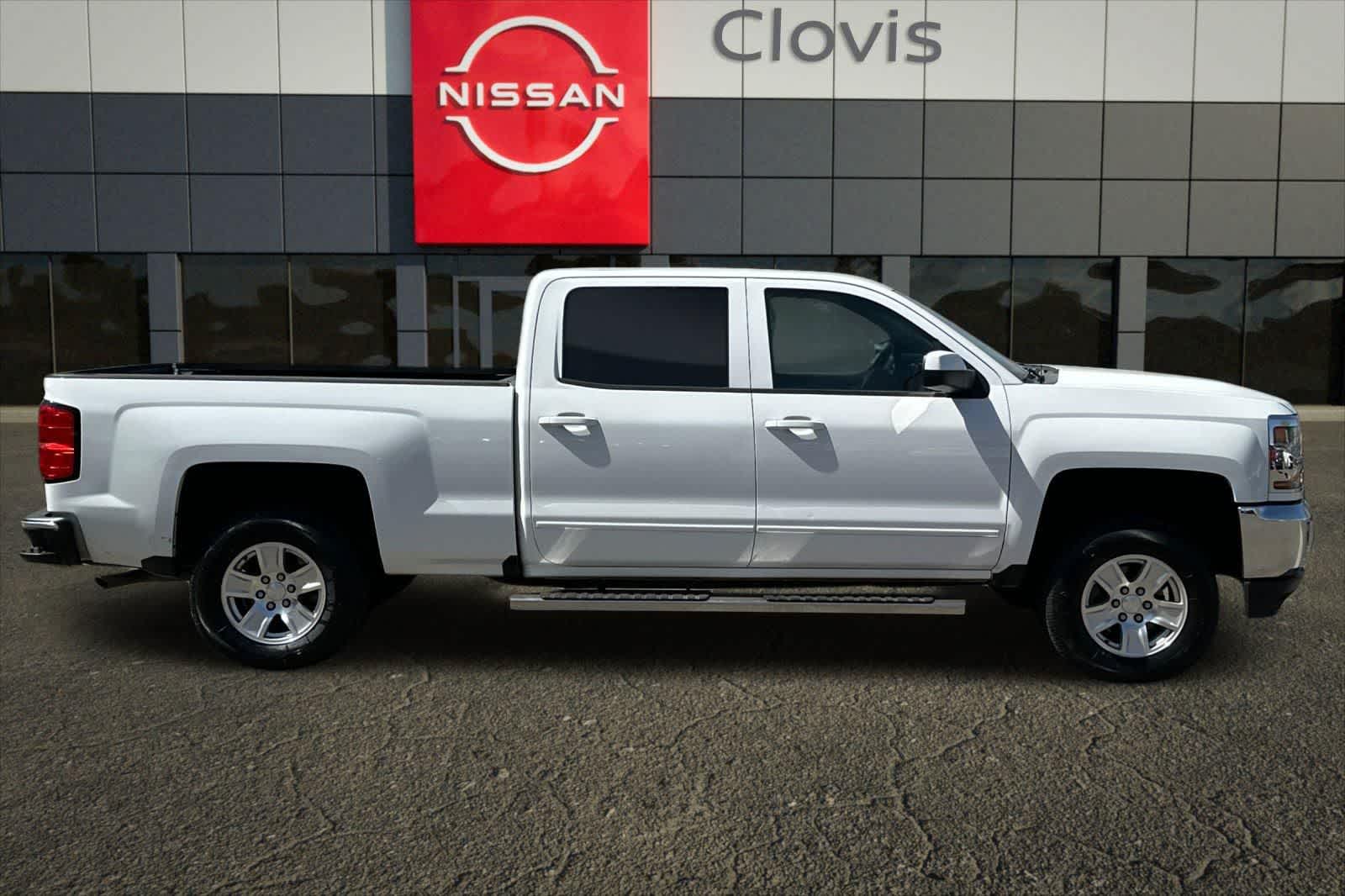 Thumbnail: 2018 Chevrolet Silverado 1500 - 8